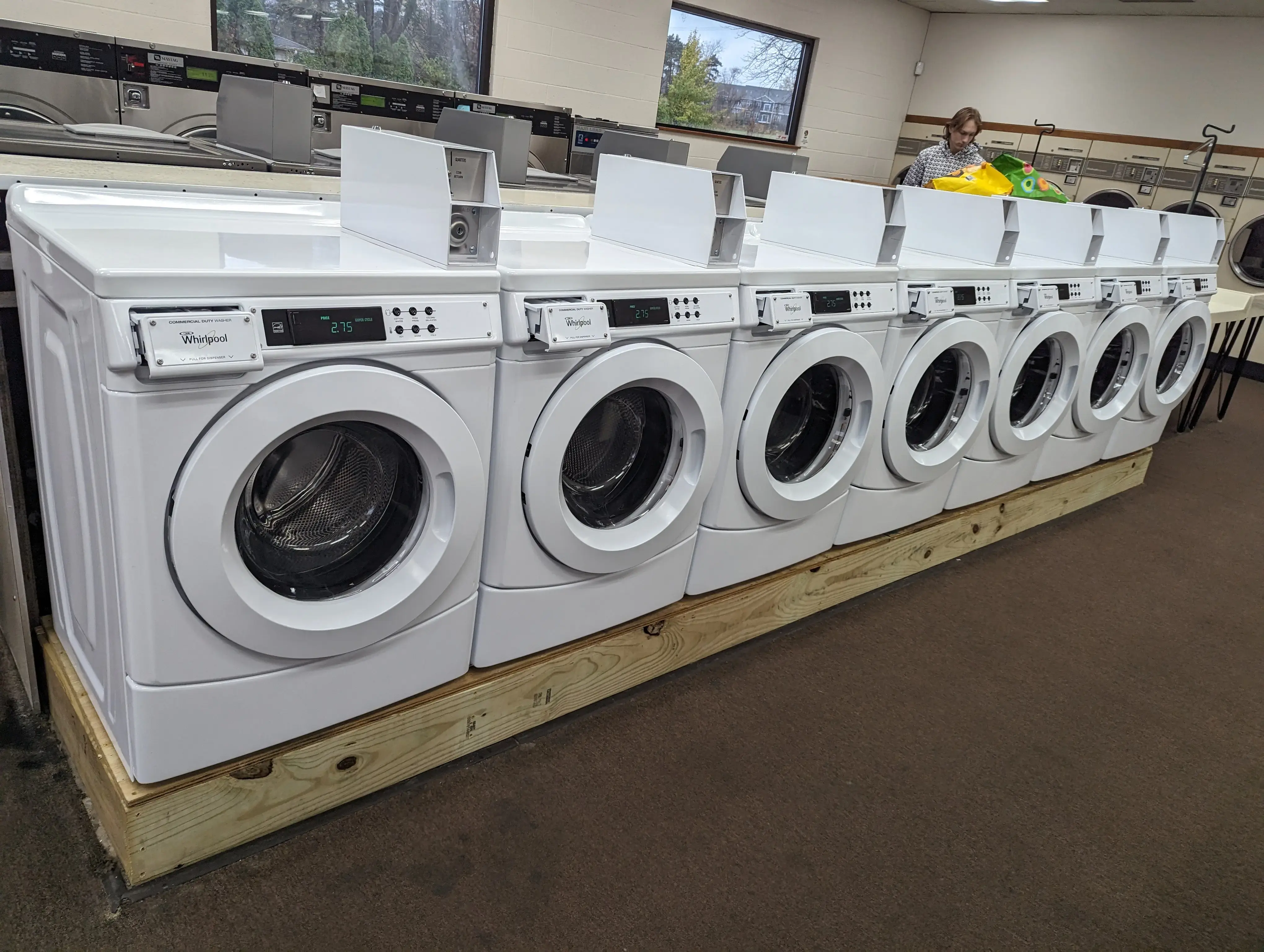 Standale Hi-Tone Drycleaning - Image 2