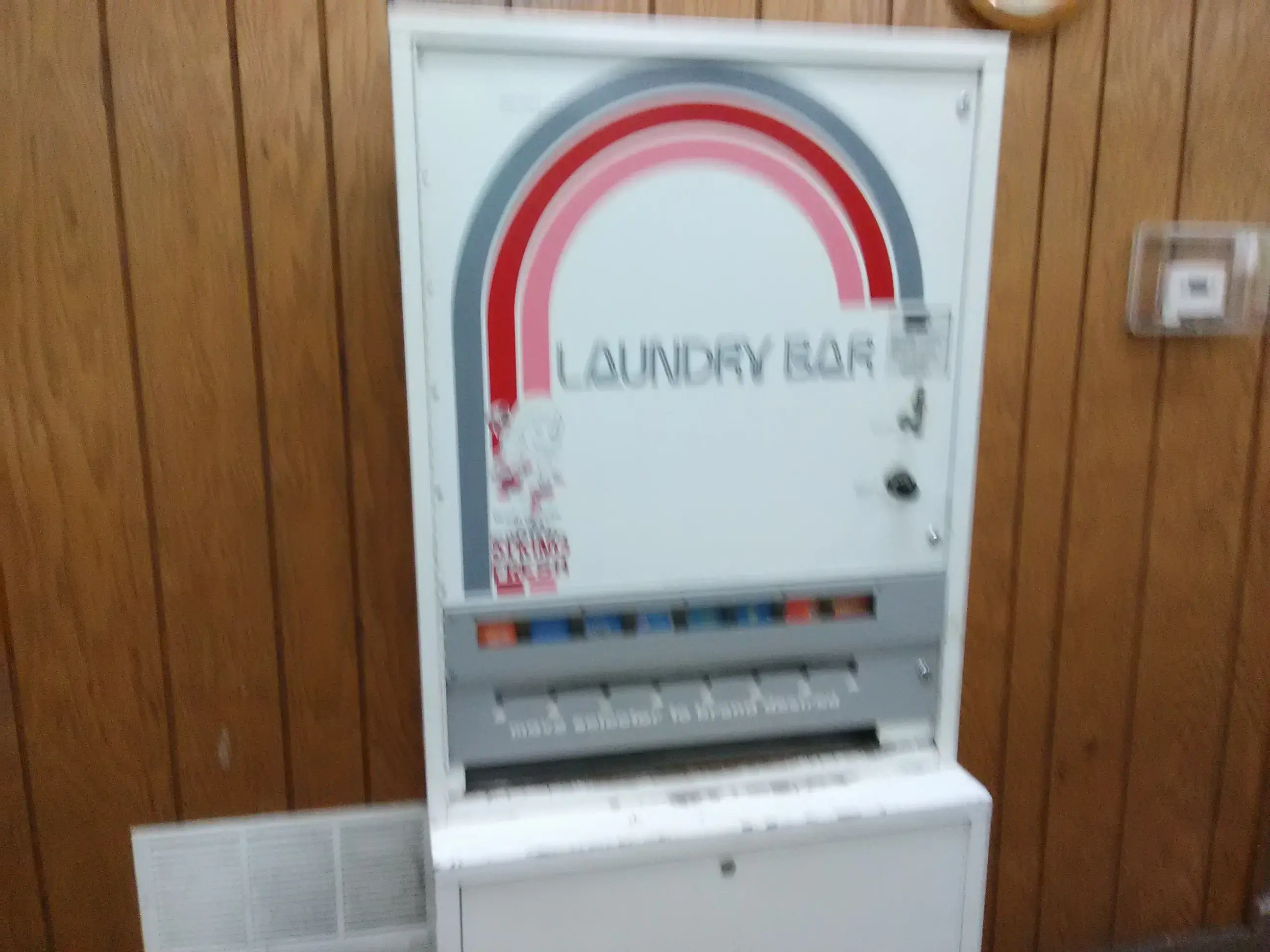 Standale Hi-Tone Drycleaning thumbnail 15