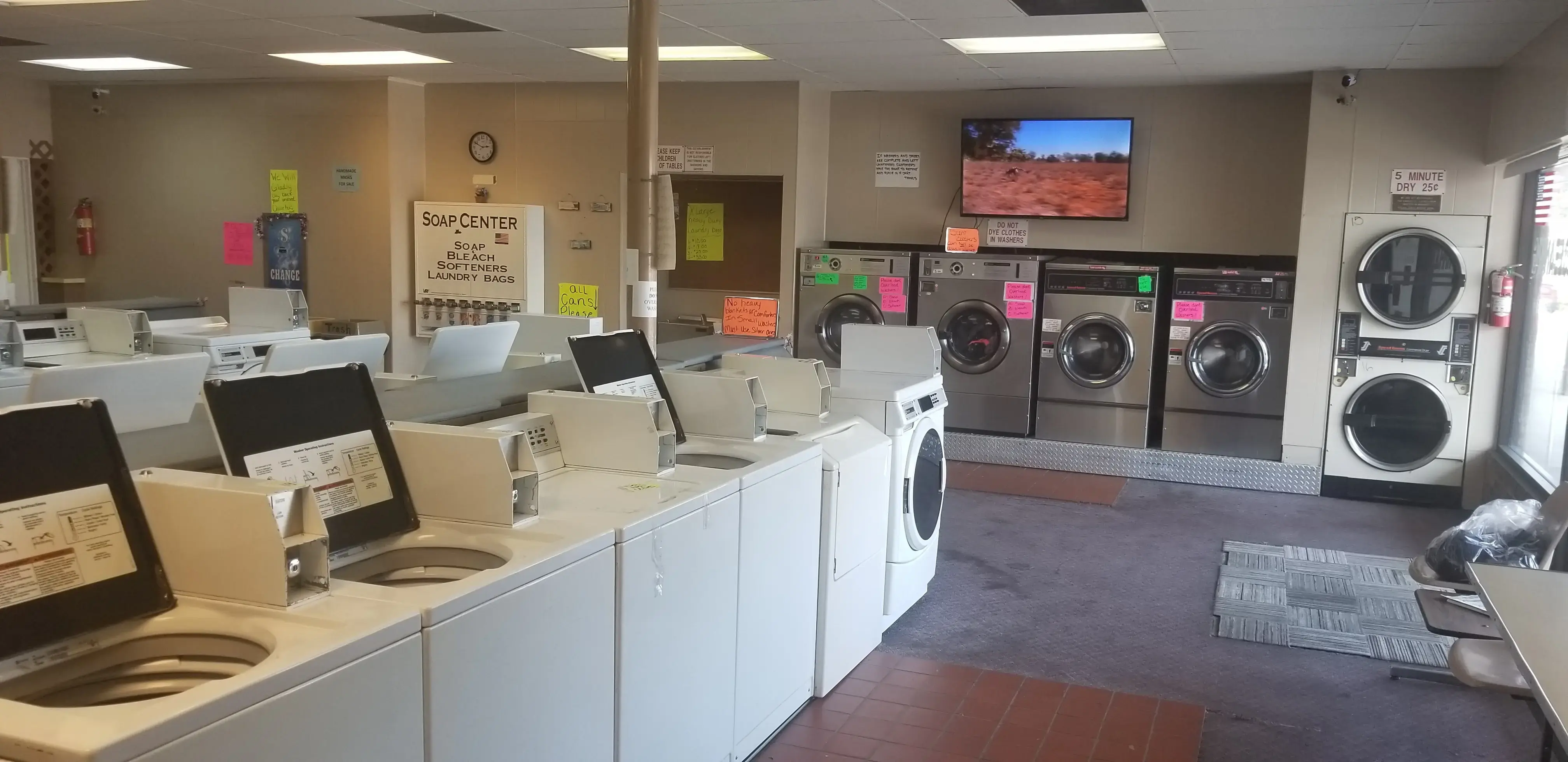 Stanley Cleaners Laundromat - Image 7