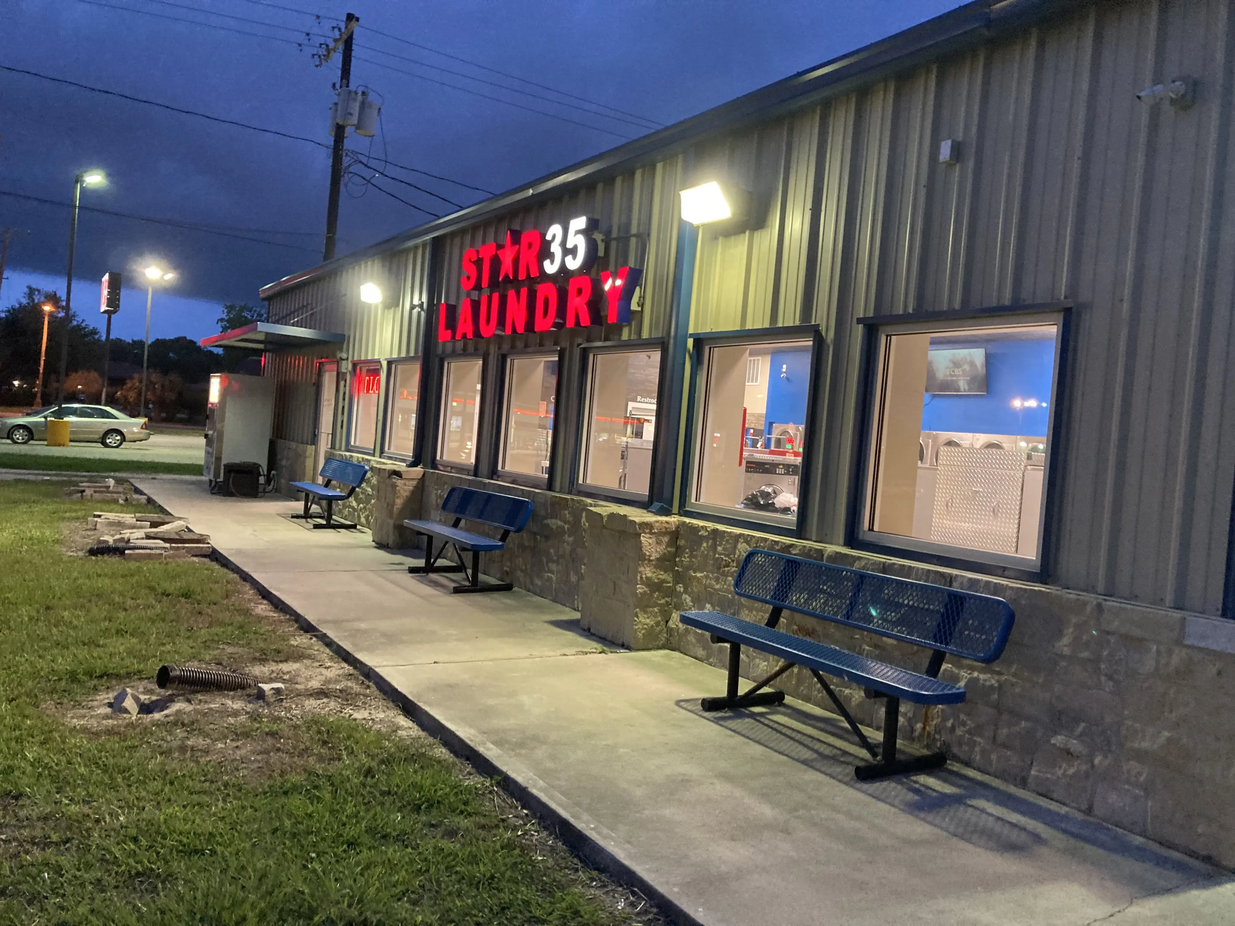 Star 35 Laundry - Image 1