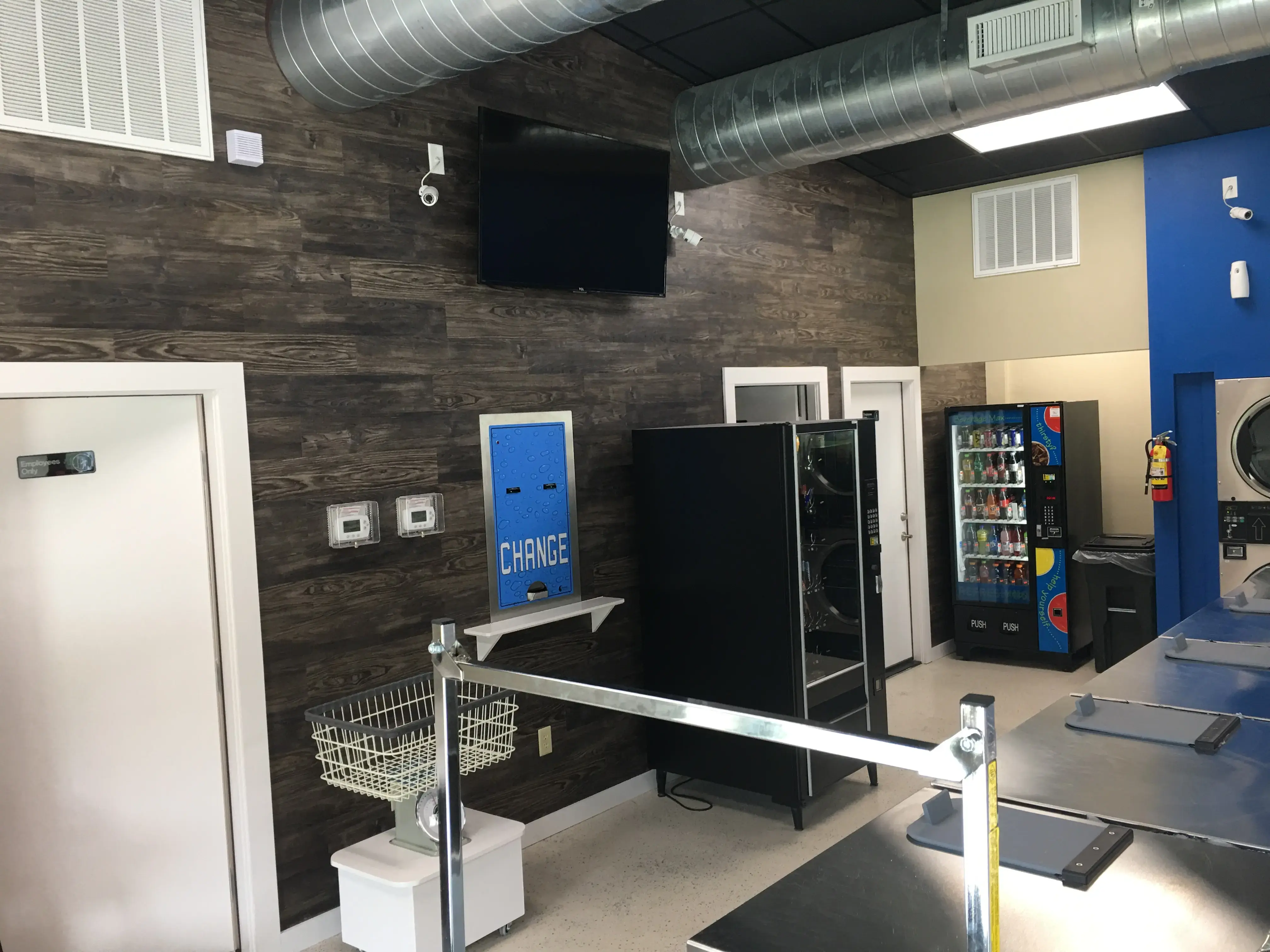 Star 35 Laundry - Image 6