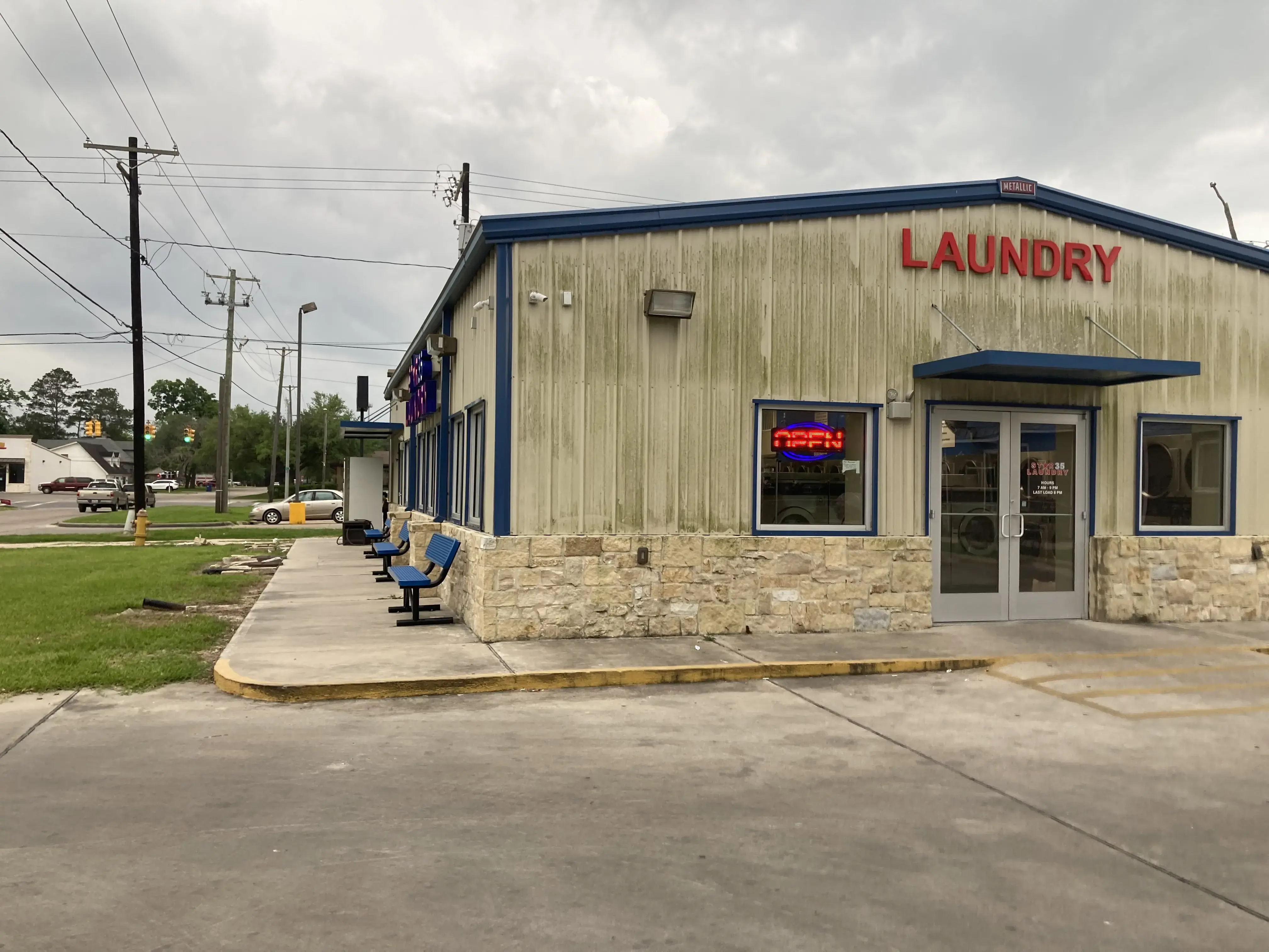 Star 35 Laundry thumbnail 5