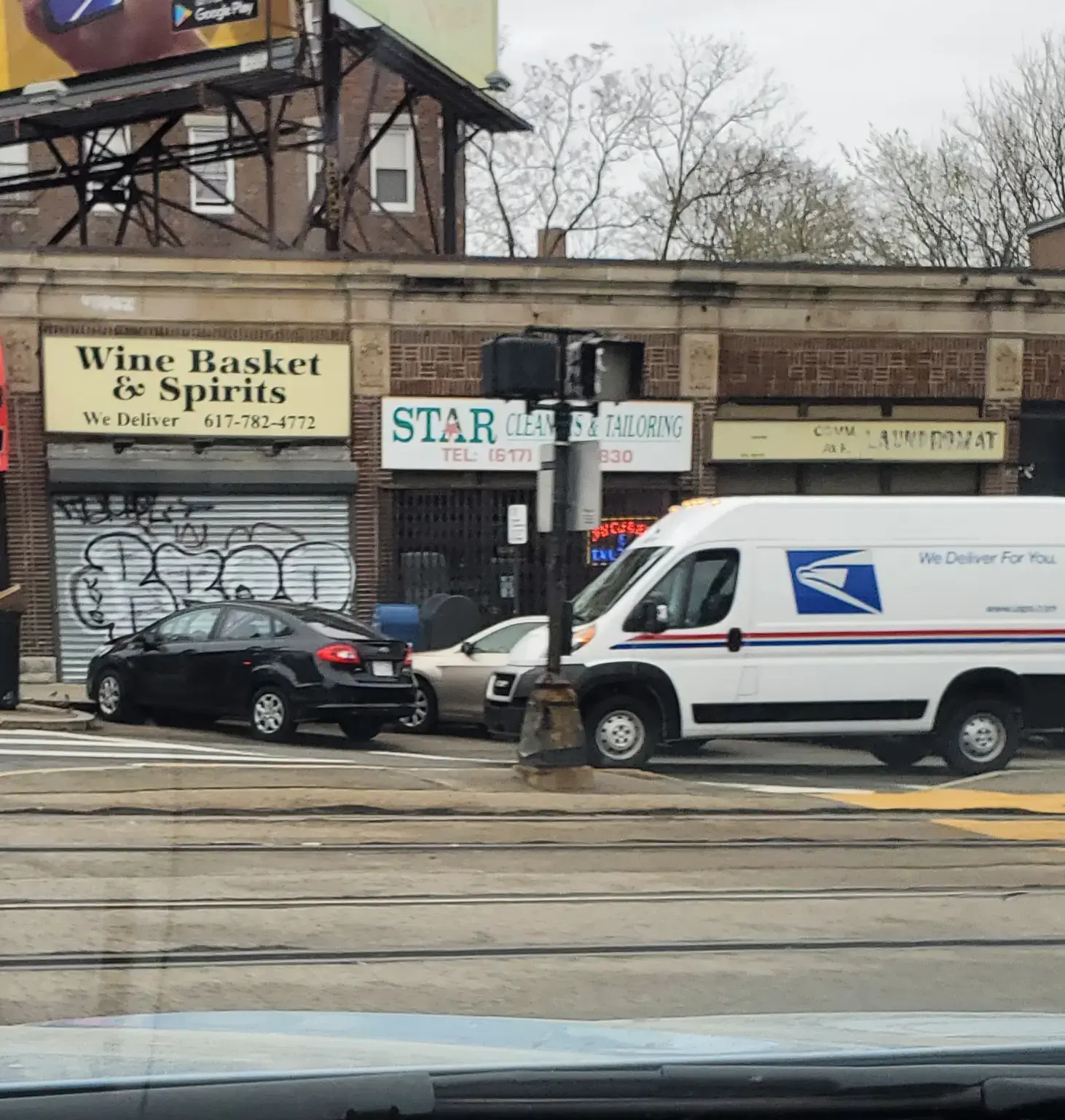 Star Drycleaner and Laundromat - Image 5
