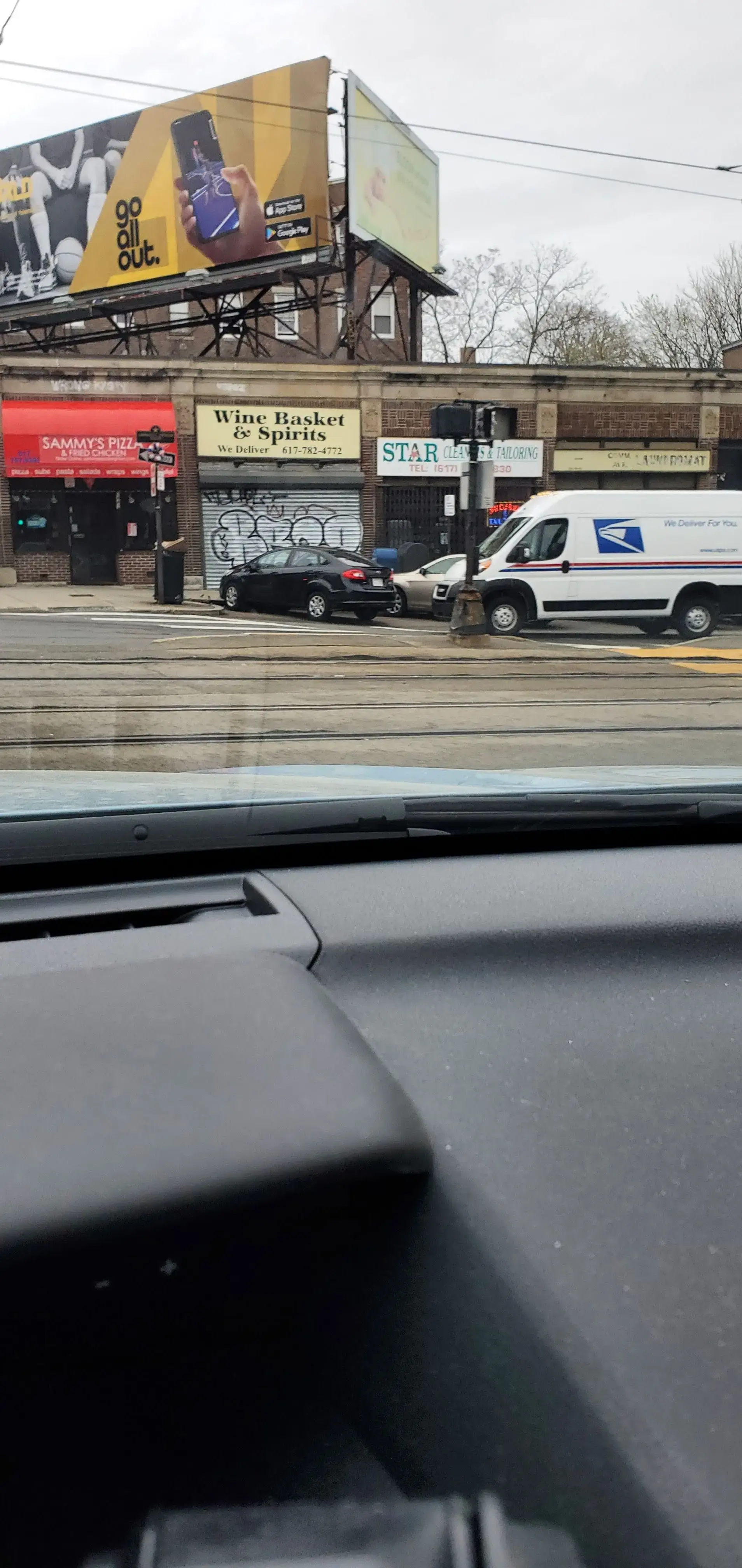 Star Drycleaner and Laundromat - Image 13