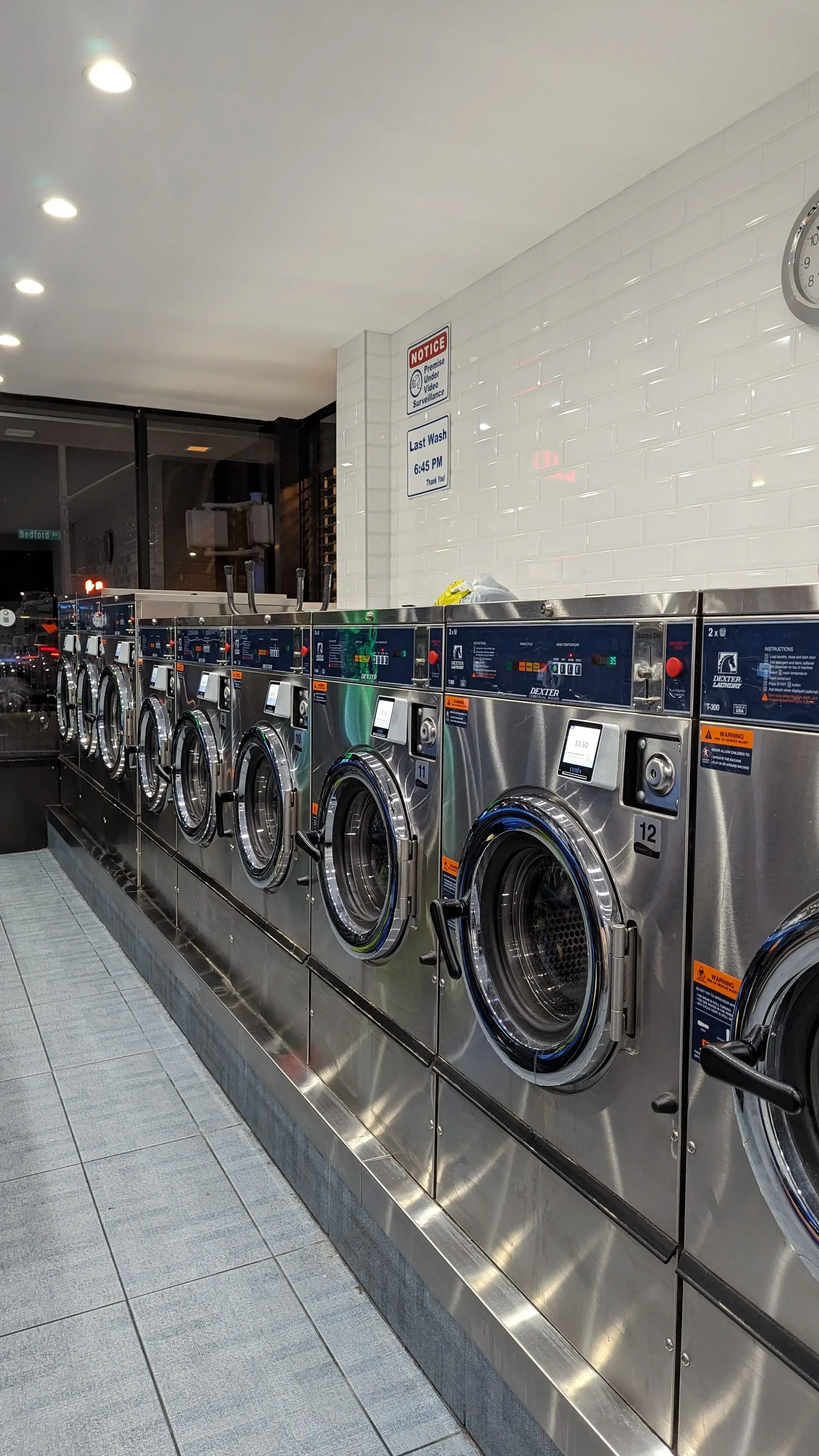 Star Laundromats thumbnail 13