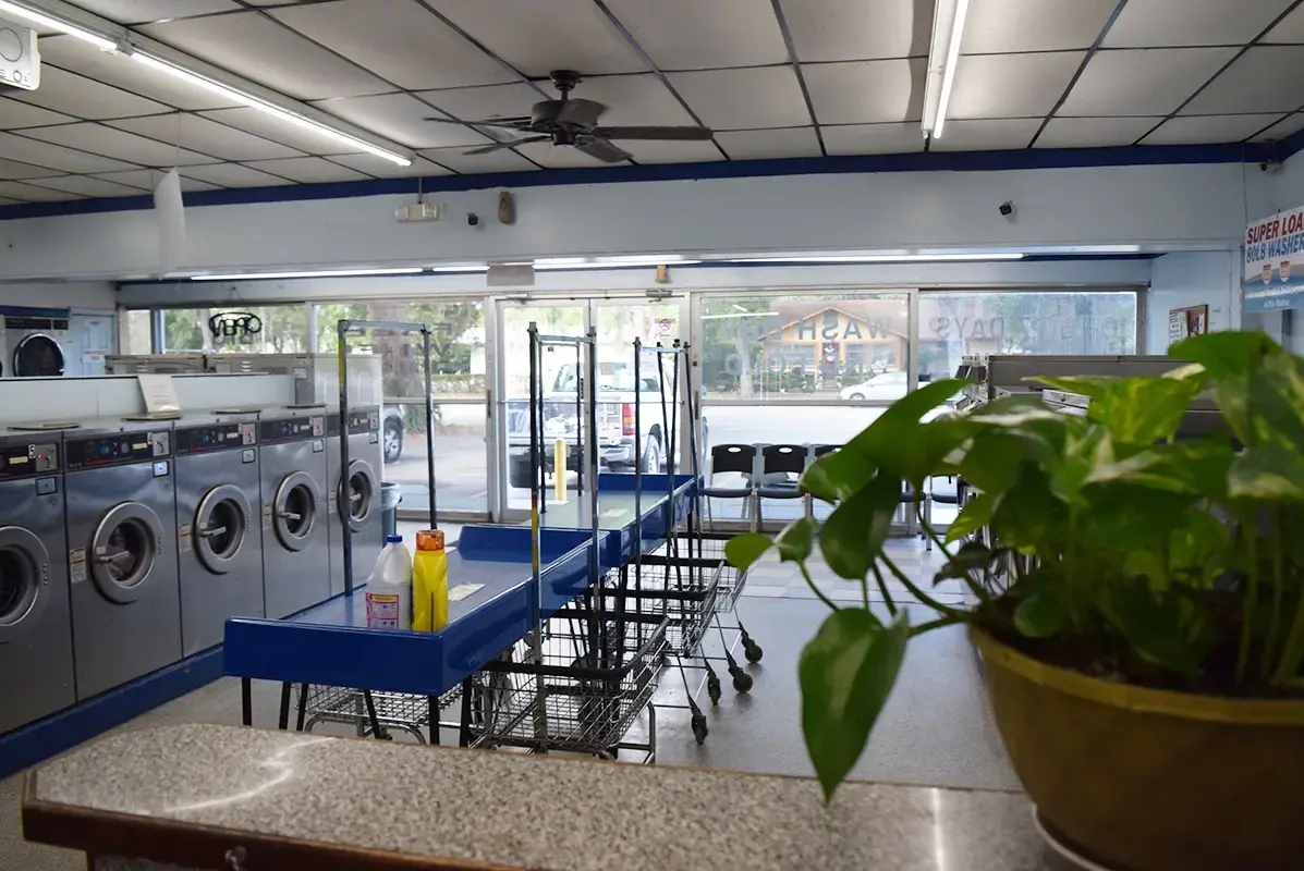 StarBright Laundry thumbnail 12