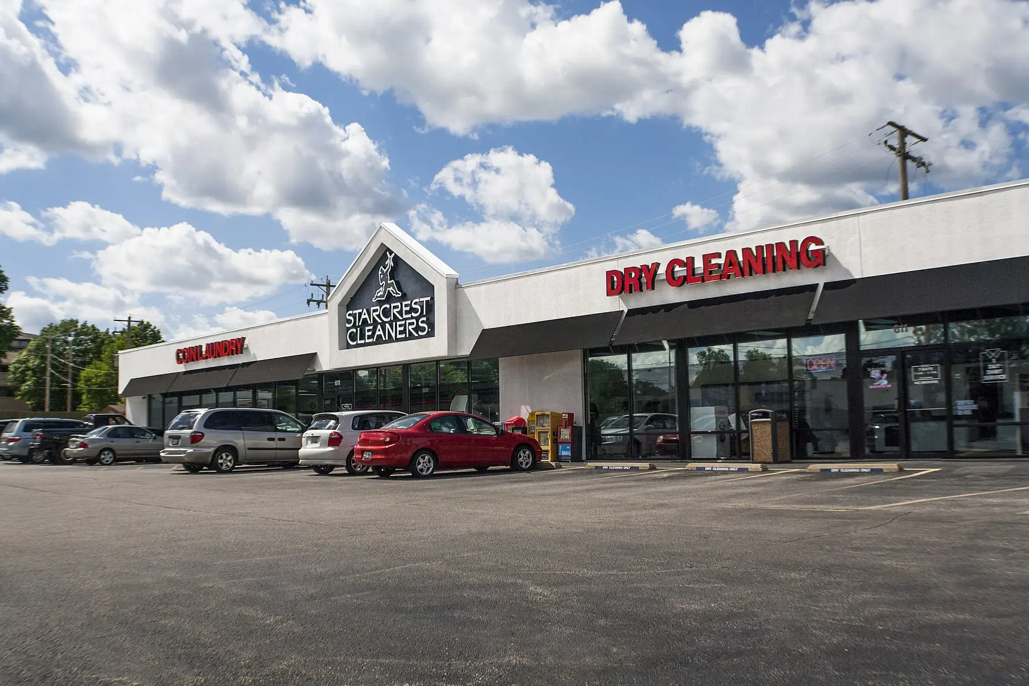 Starcrest Cleaners - Image 1