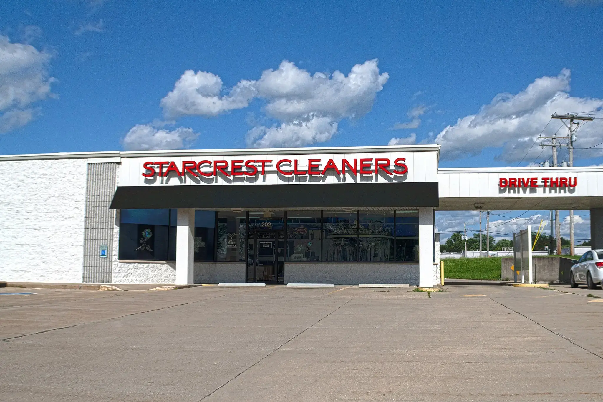 Starcrest Cleaners - Image 1