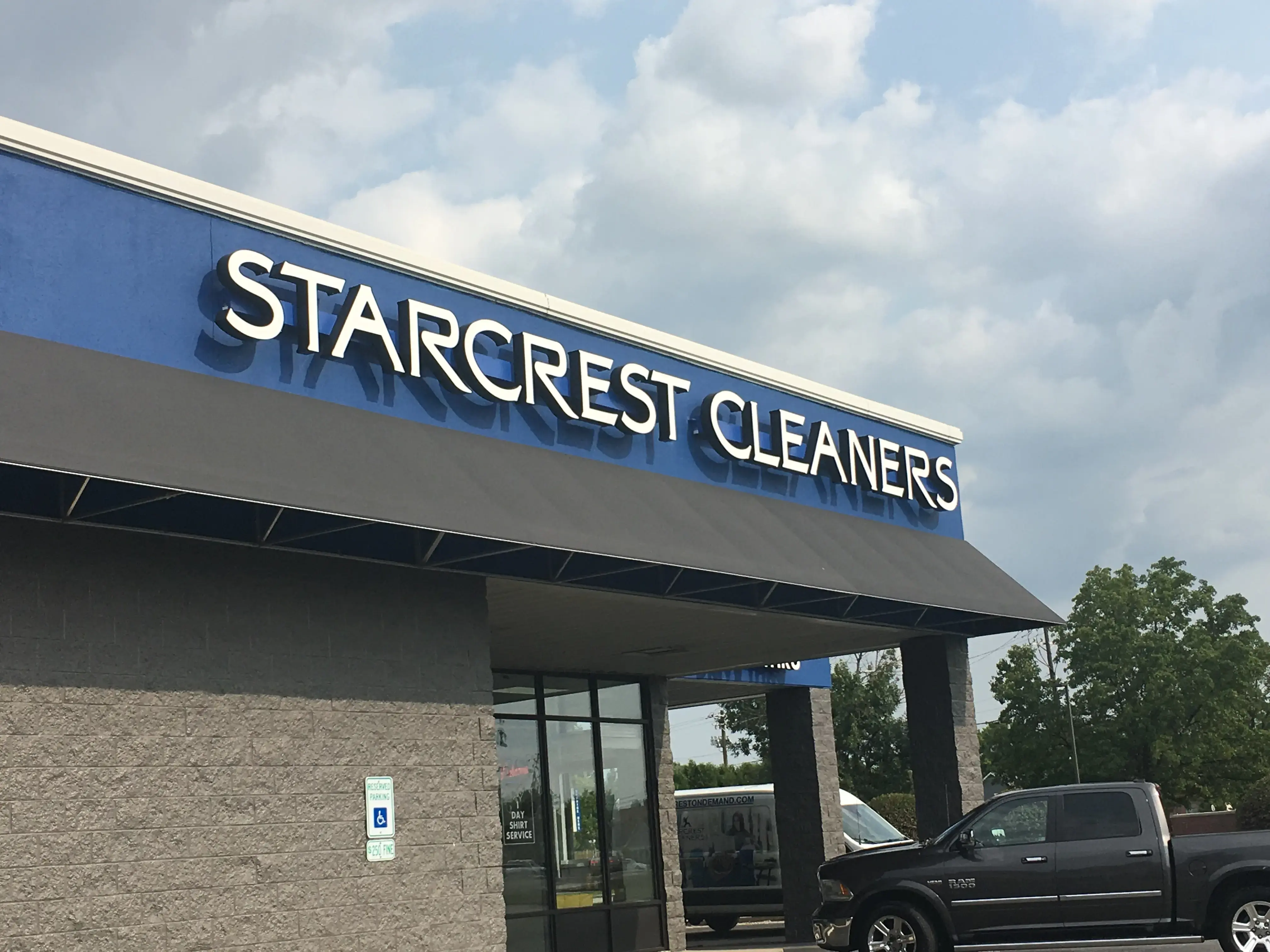 Starcrest Cleaners - Image 4