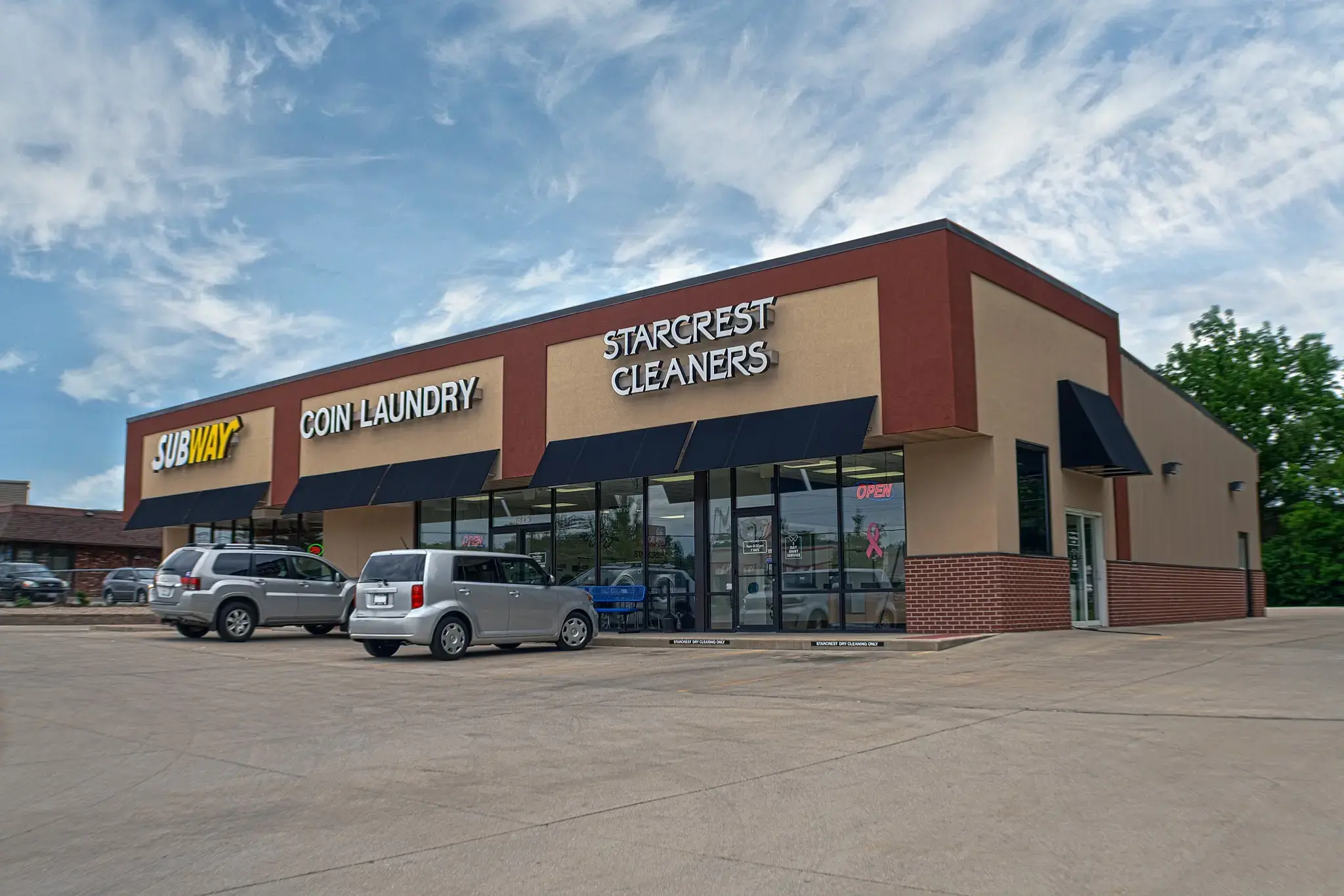 Starcrest Cleaners & Laundry Center location