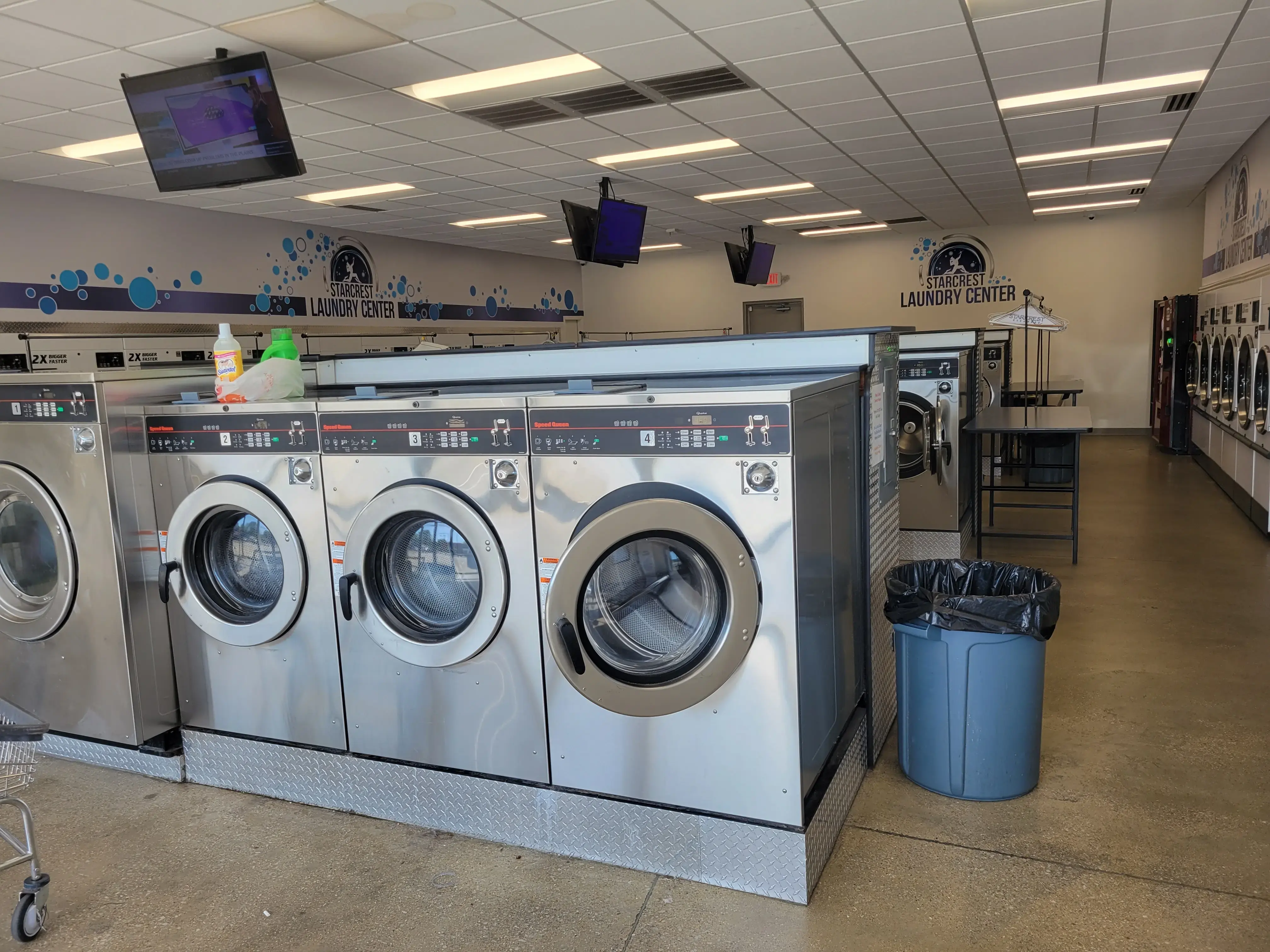 Starcrest Cleaners & Laundry Center location
