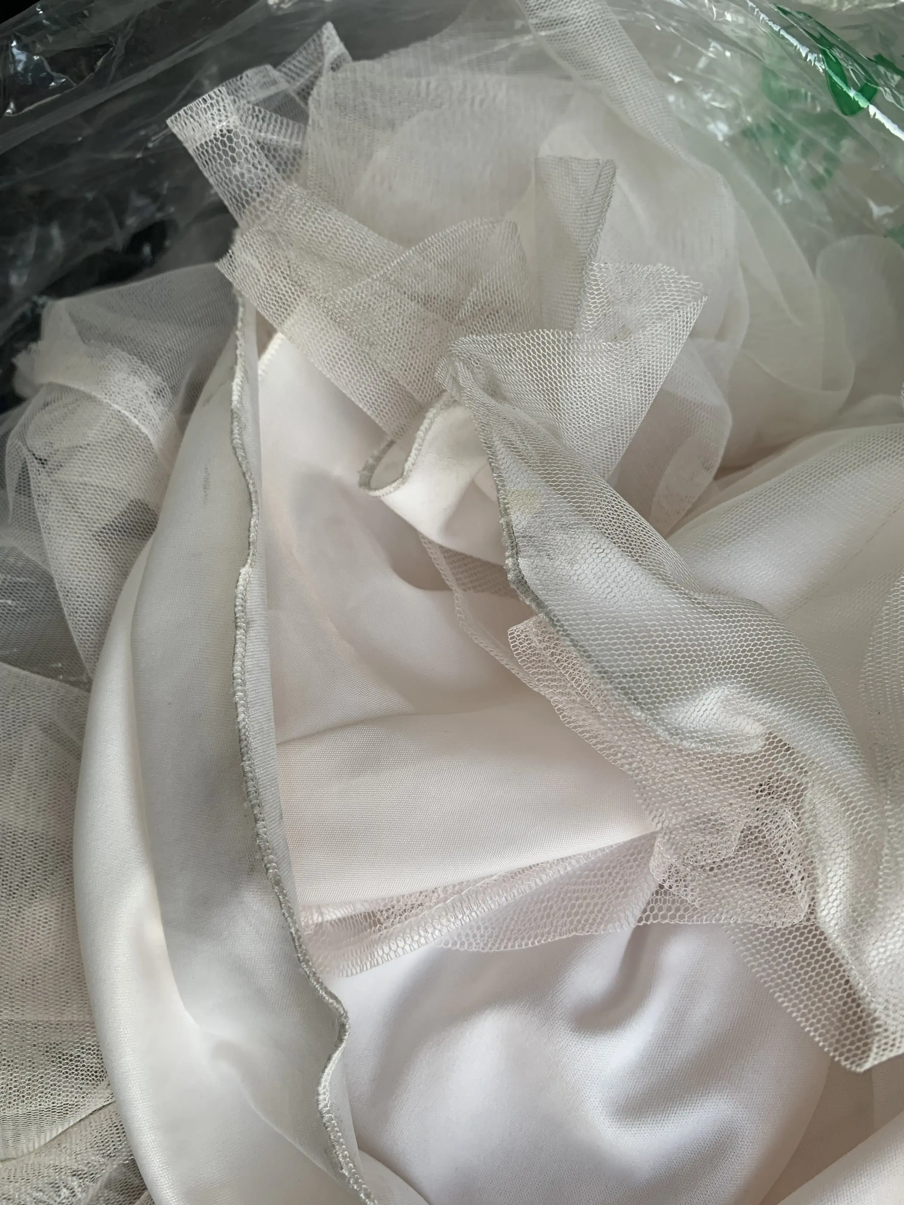 Starcrest Cleaners & Laundry Center - Image 2