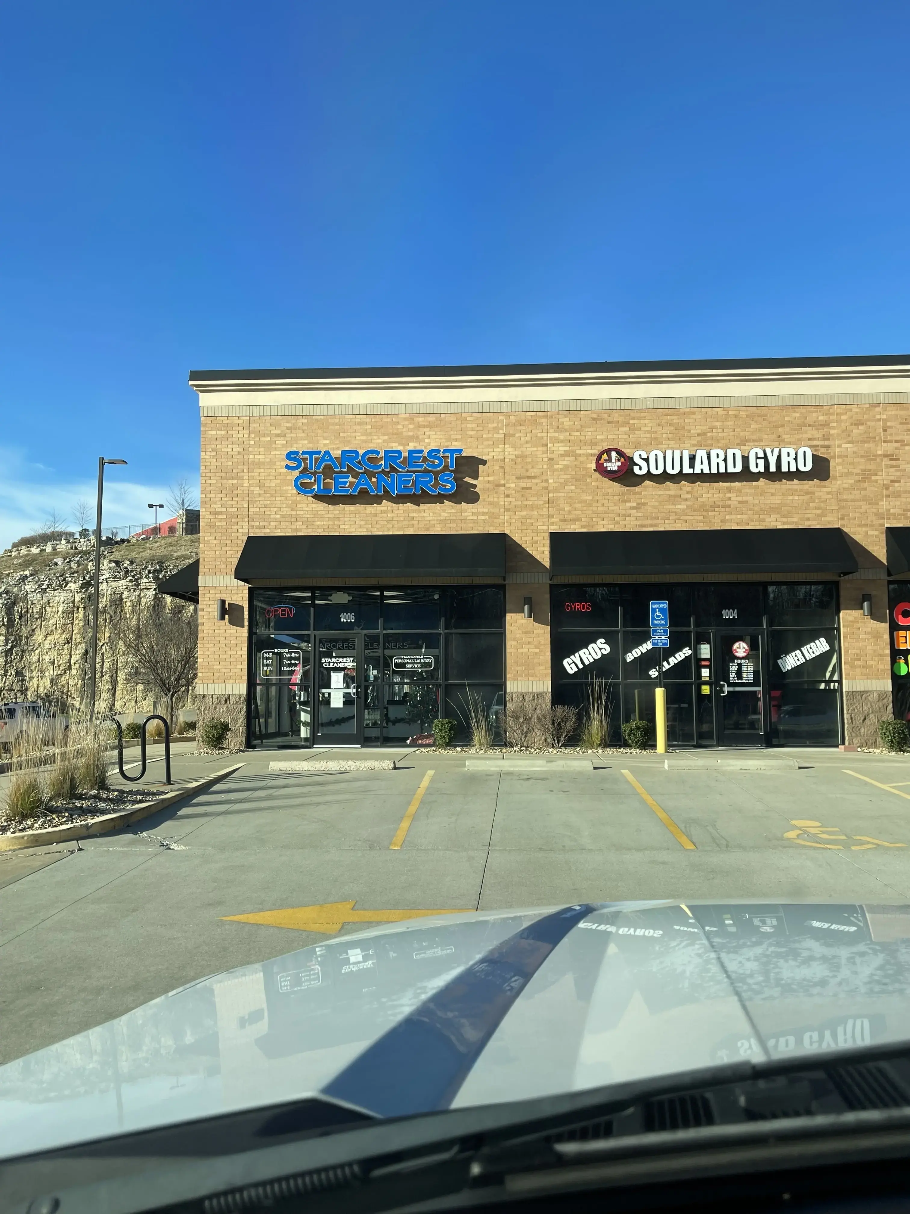 Starcrest Cleaners - Image 2