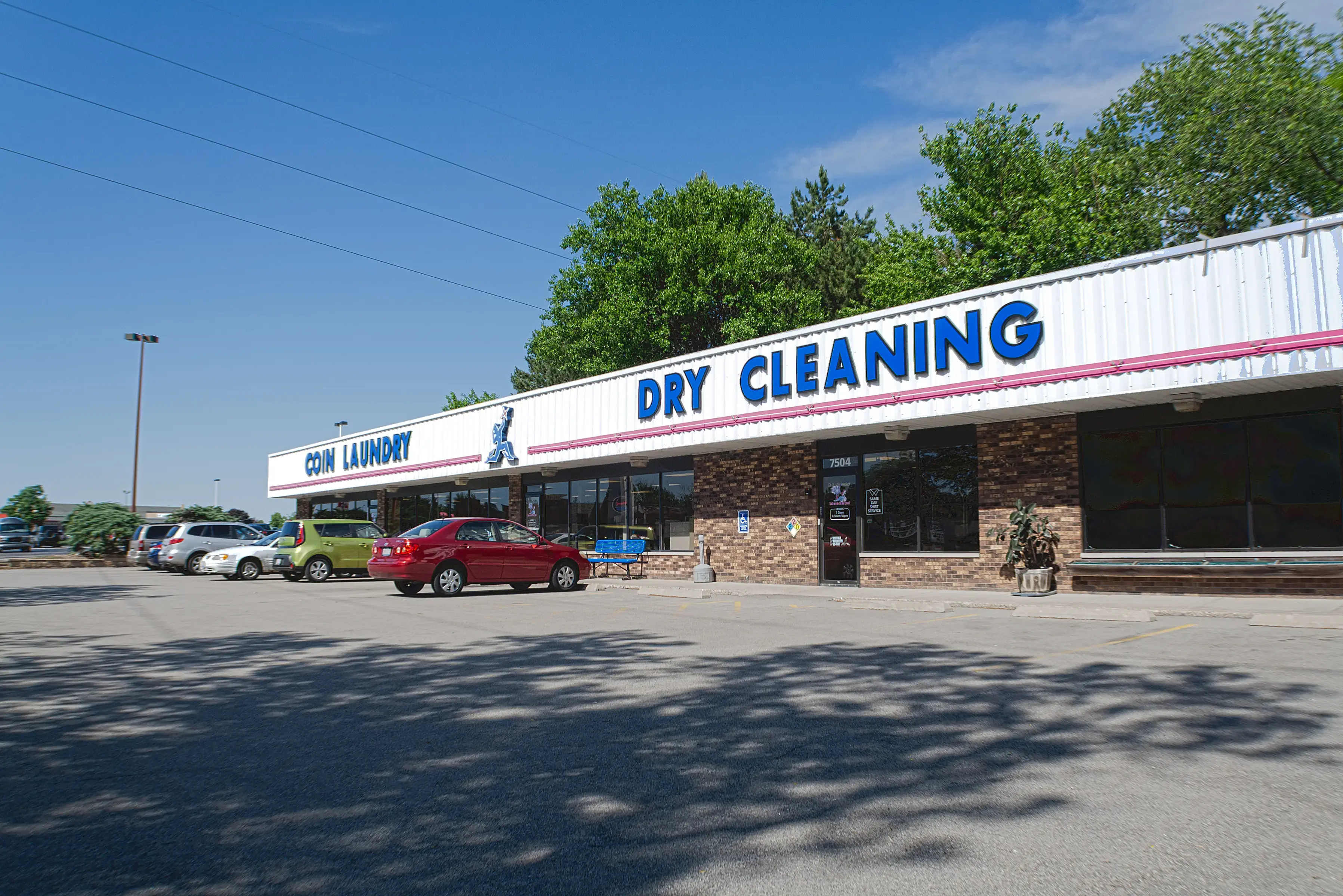 Starcrest Cleaners thumbnail 19