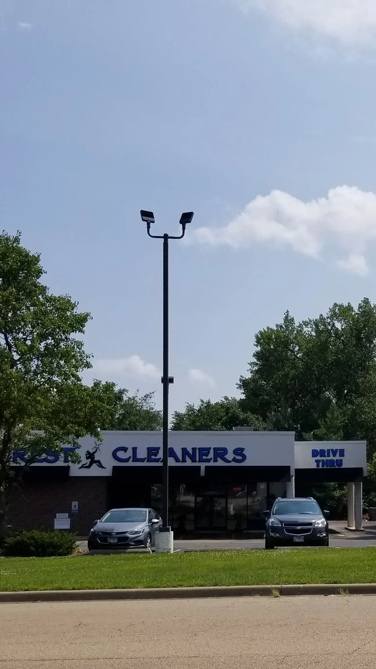 Starcrest Cleaners thumbnail 7