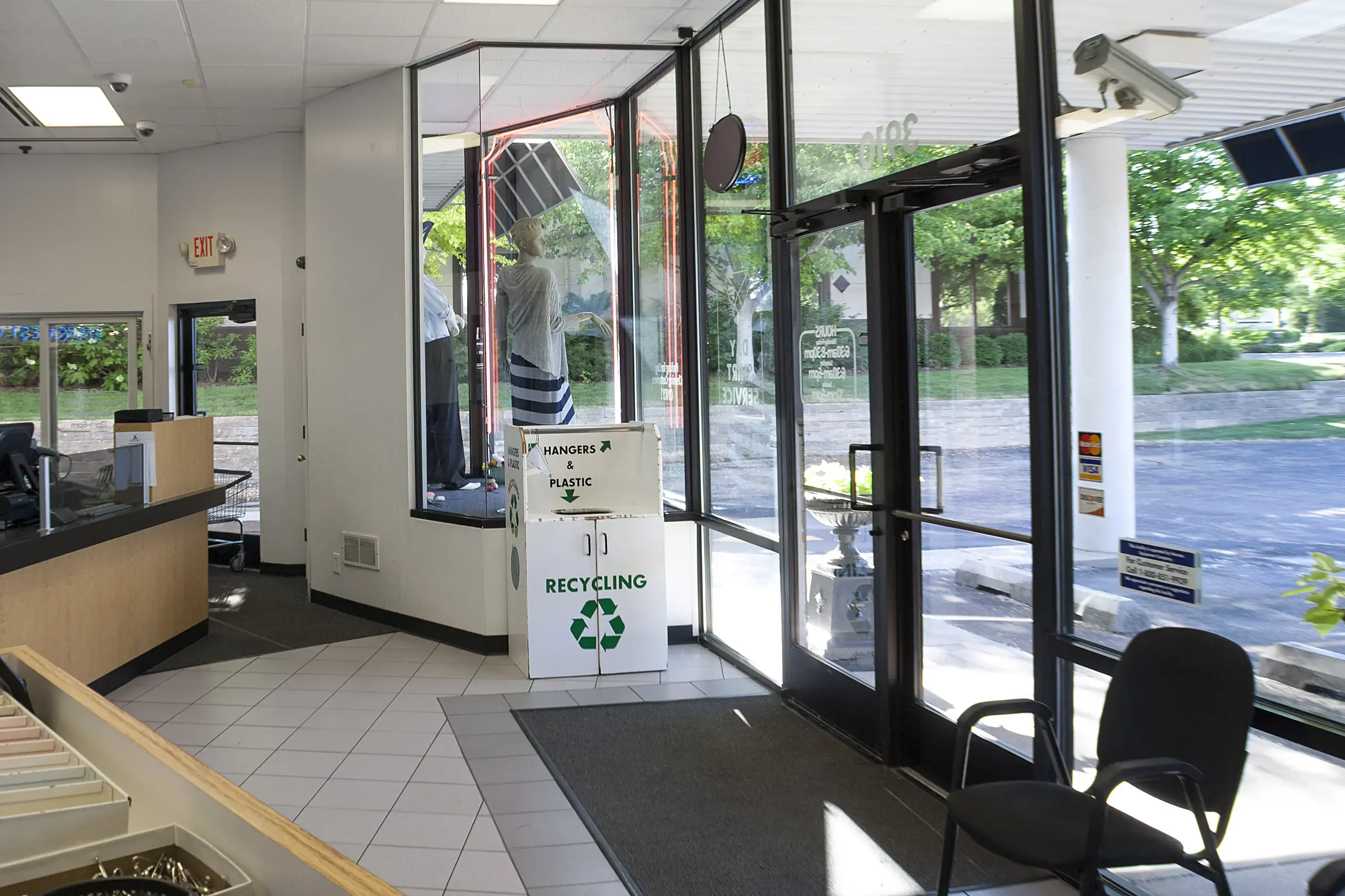 Starcrest Cleaners - Image 3