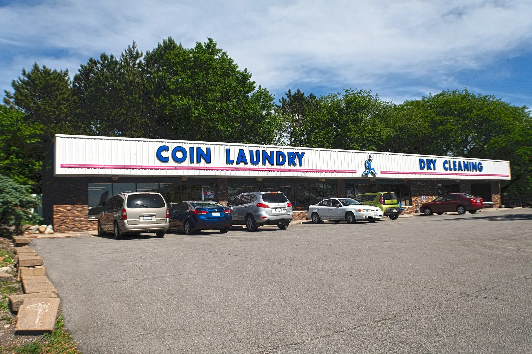 Starcrest Cleaners location