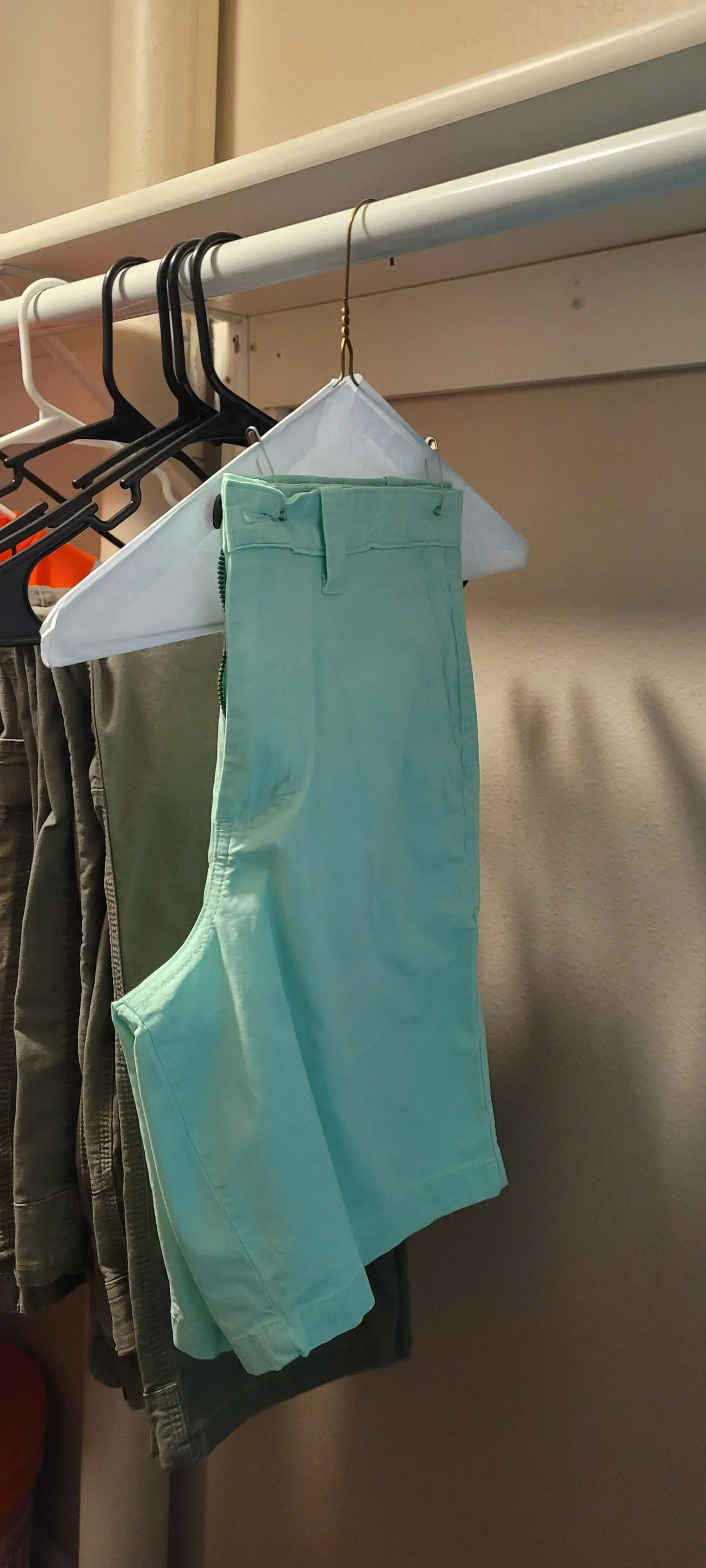 Starcrest Cleaners thumbnail 4