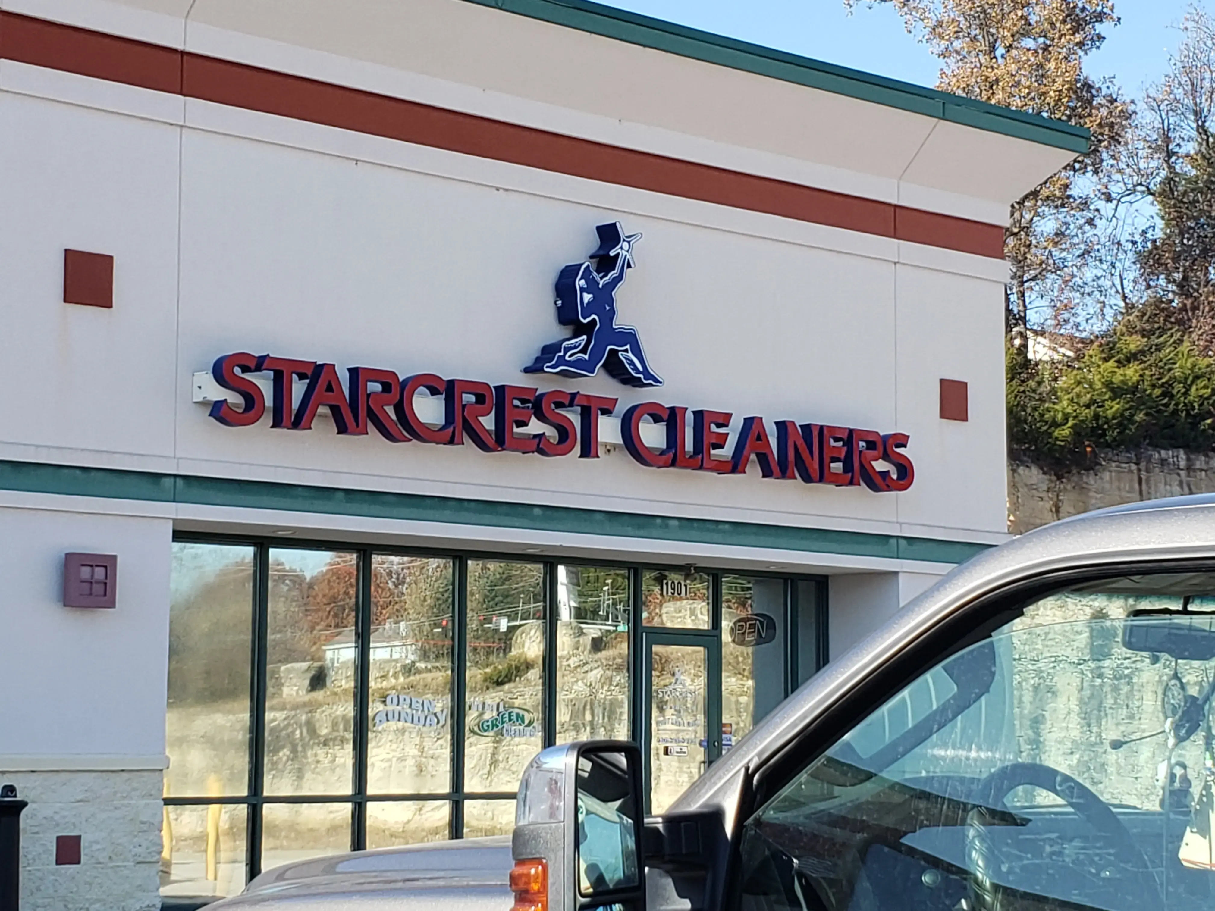 Starcrest Cleaners - Image 20