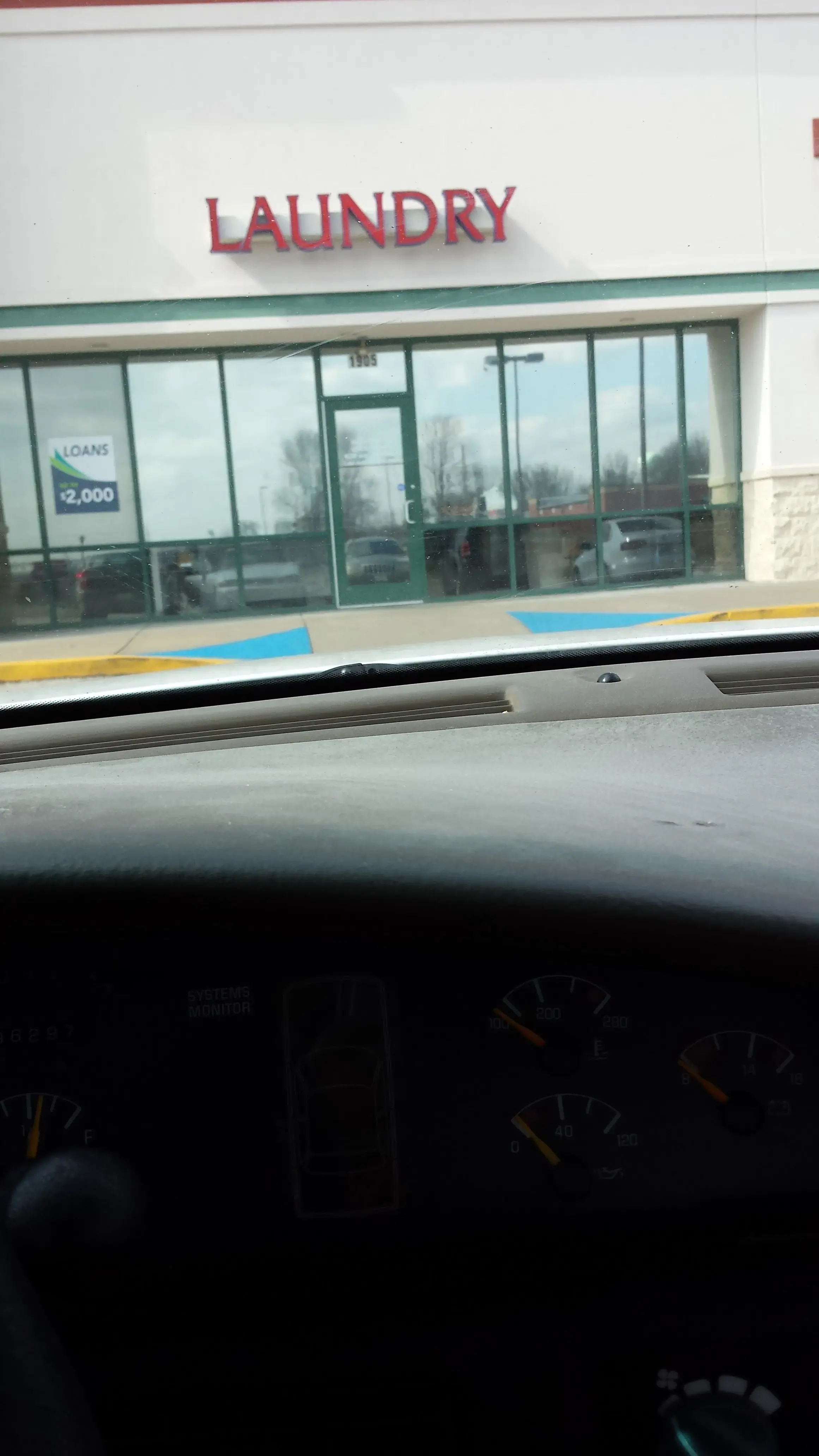 Starcrest Cleaners thumbnail 9