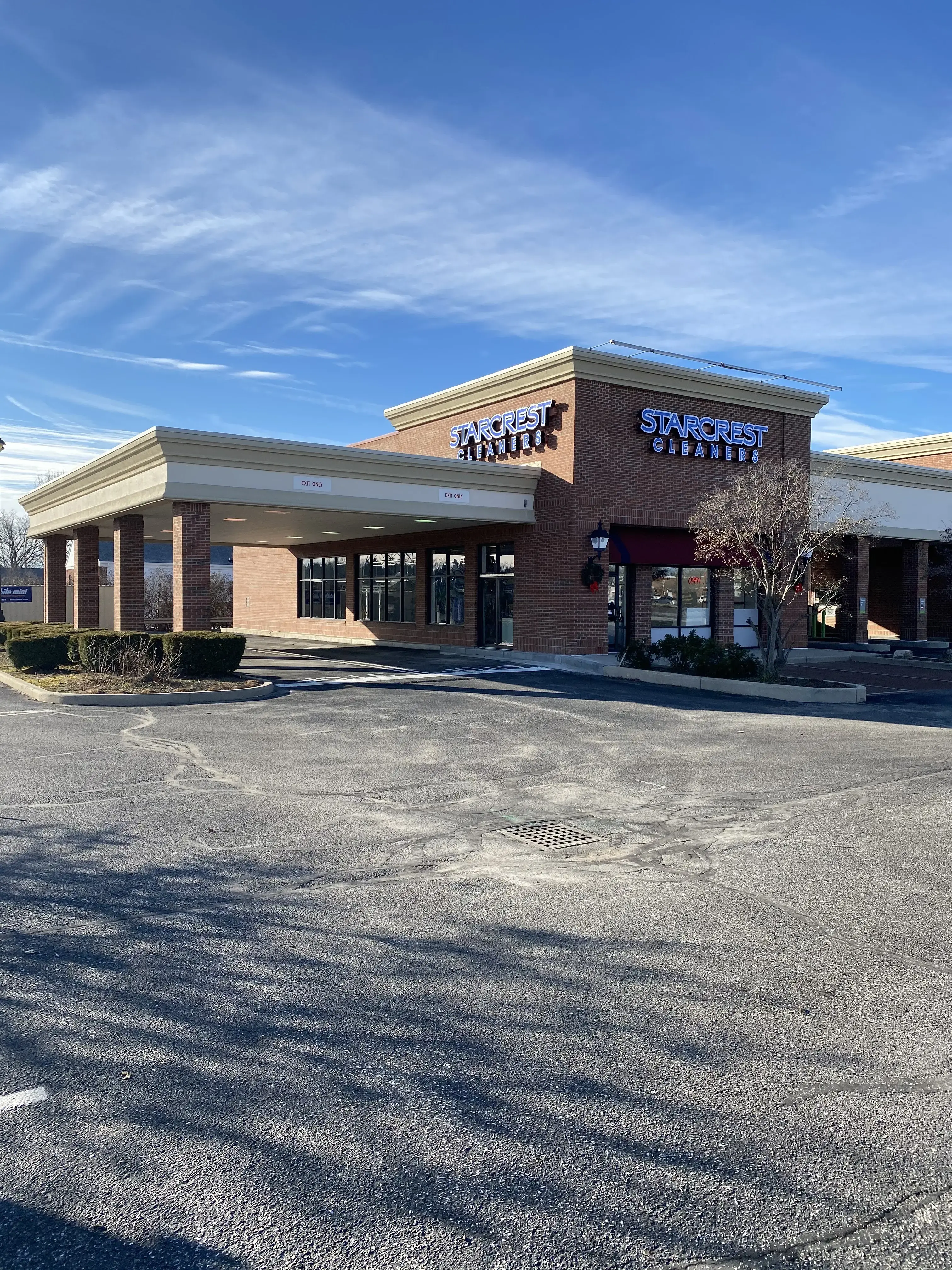 Starcrest Cleaners thumbnail 4