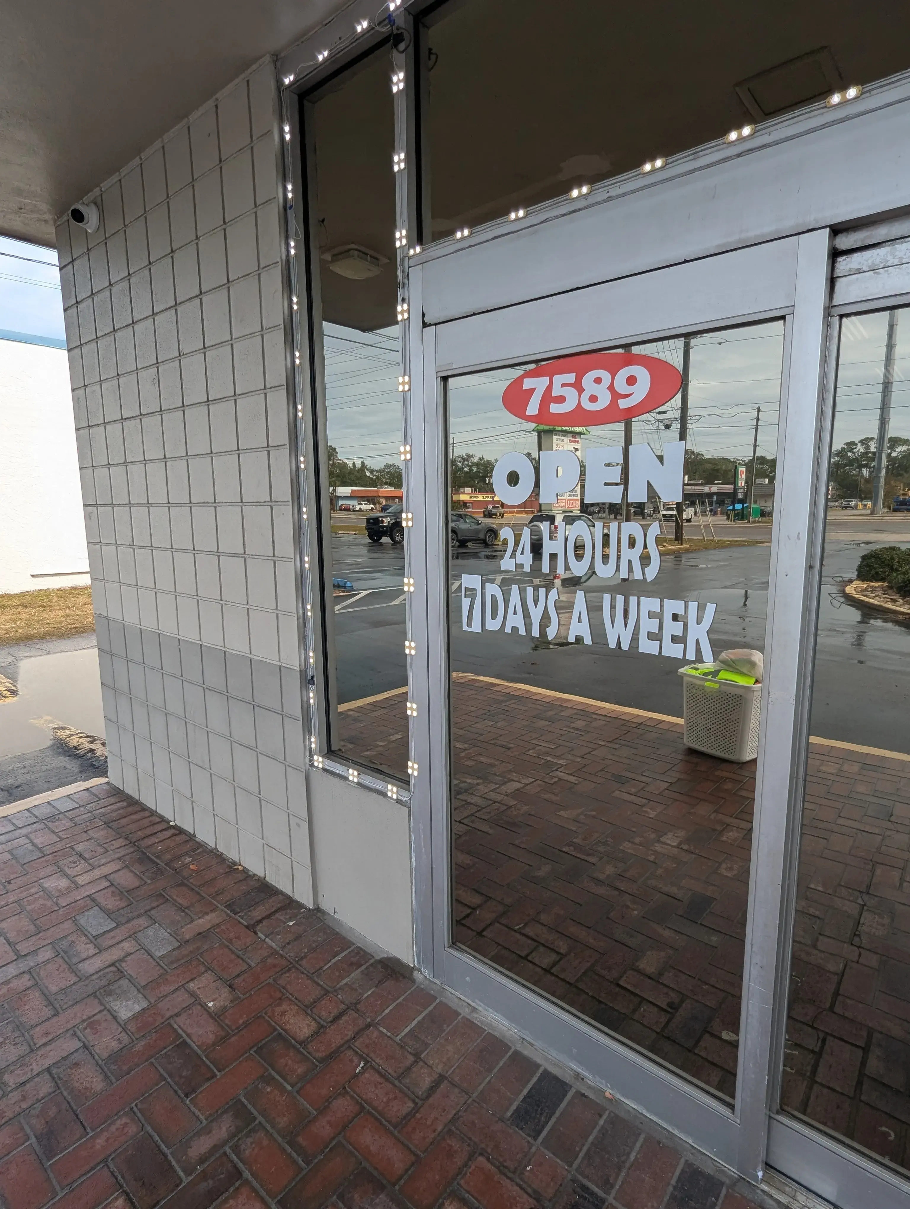 Starkey Road Cleaners - Image 8