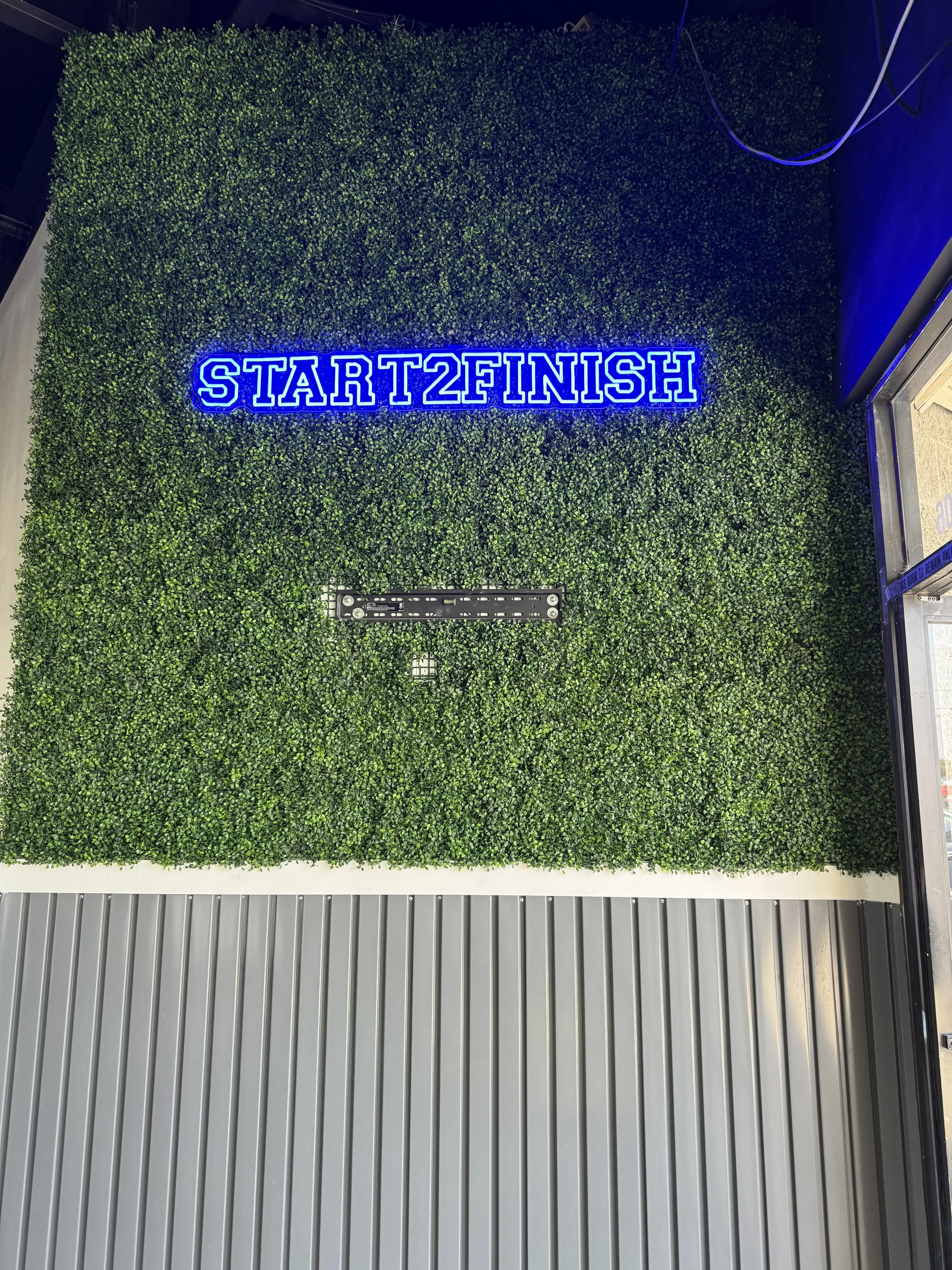 Start 2 Finish Laundromat - Image 15