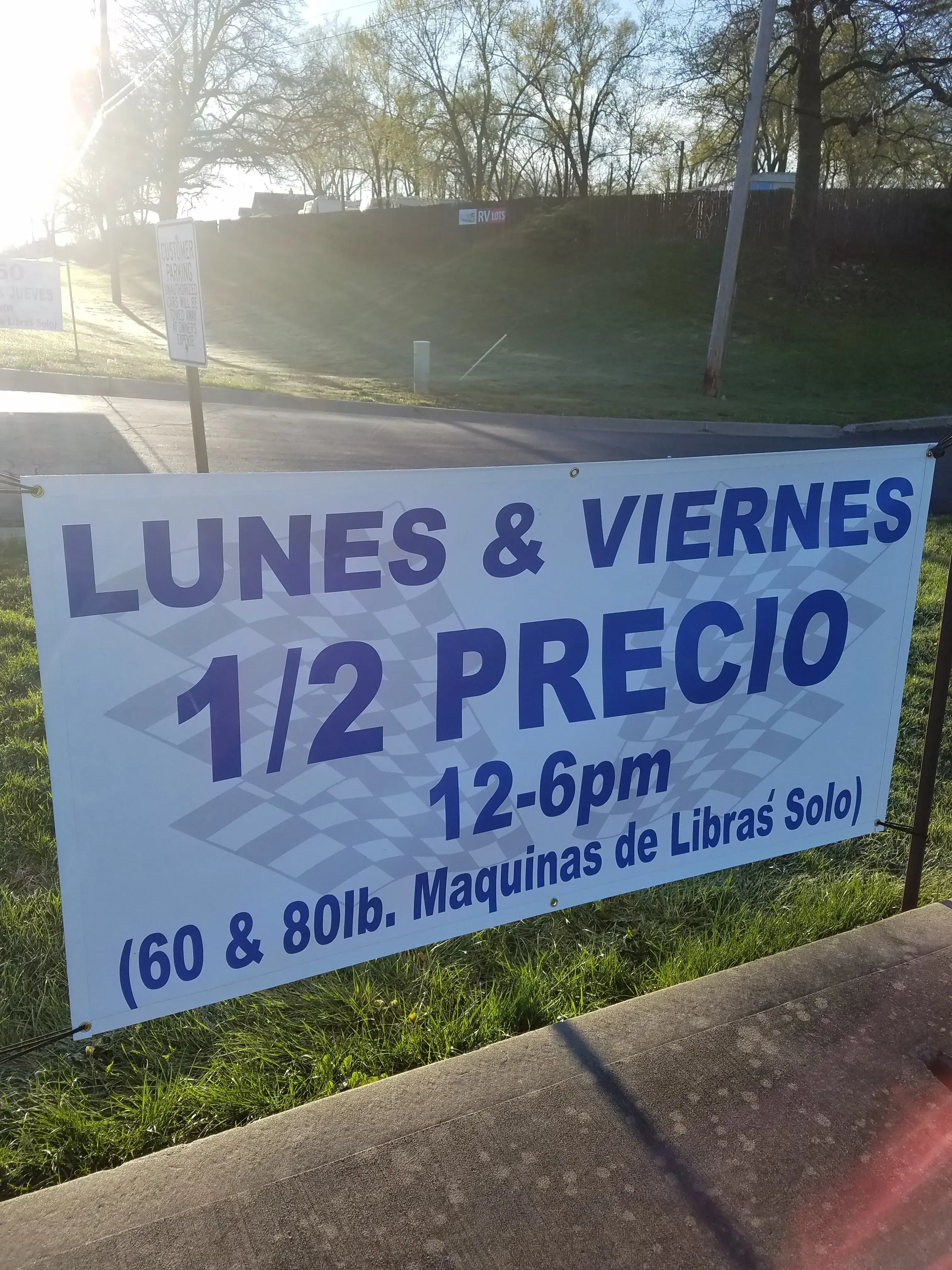 State Avenue Coin Laundry - weekly specials, come see us and save! - Image 17