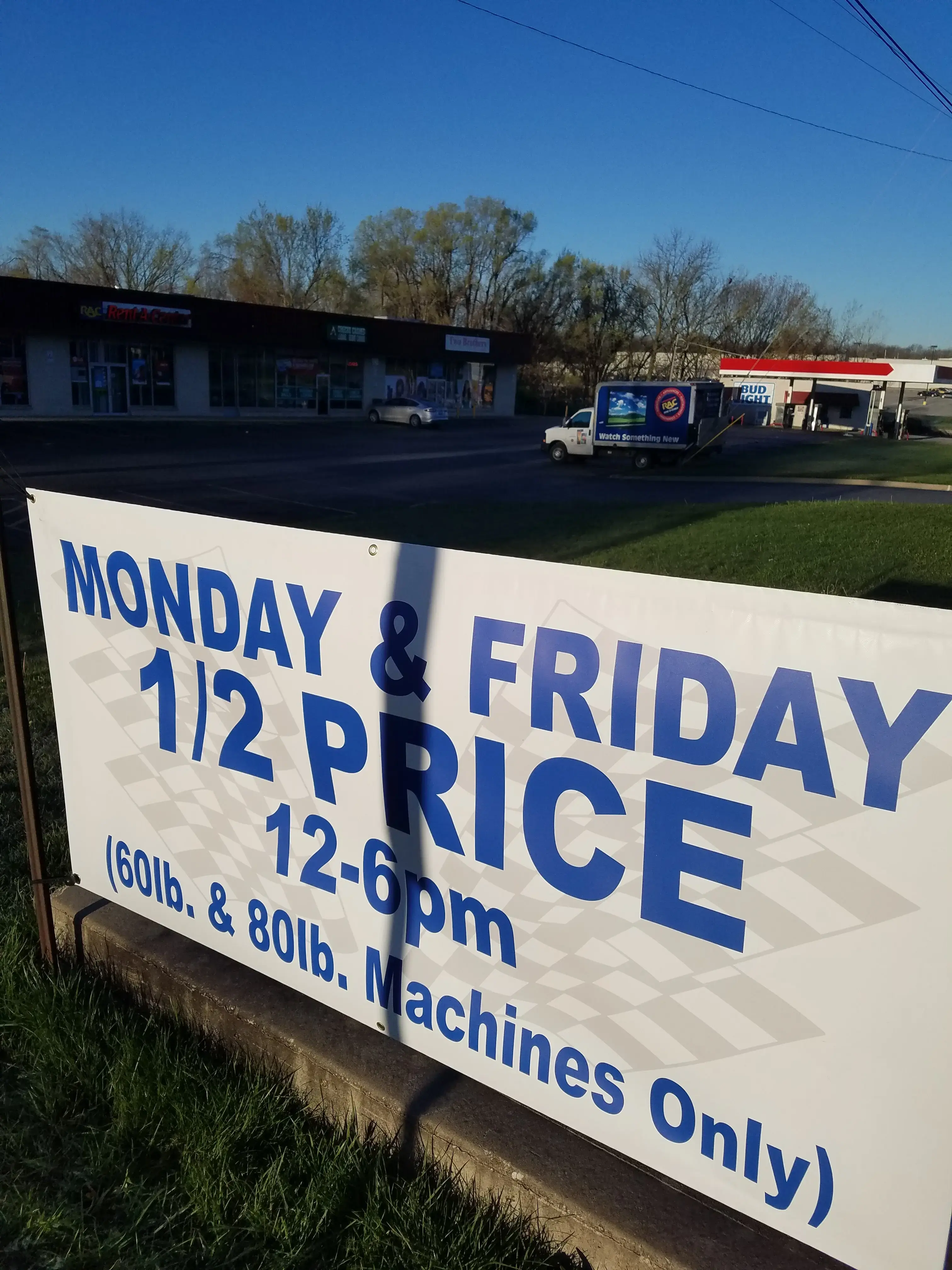 State Avenue Coin Laundry - weekly specials, come see us and save! - Image 10
