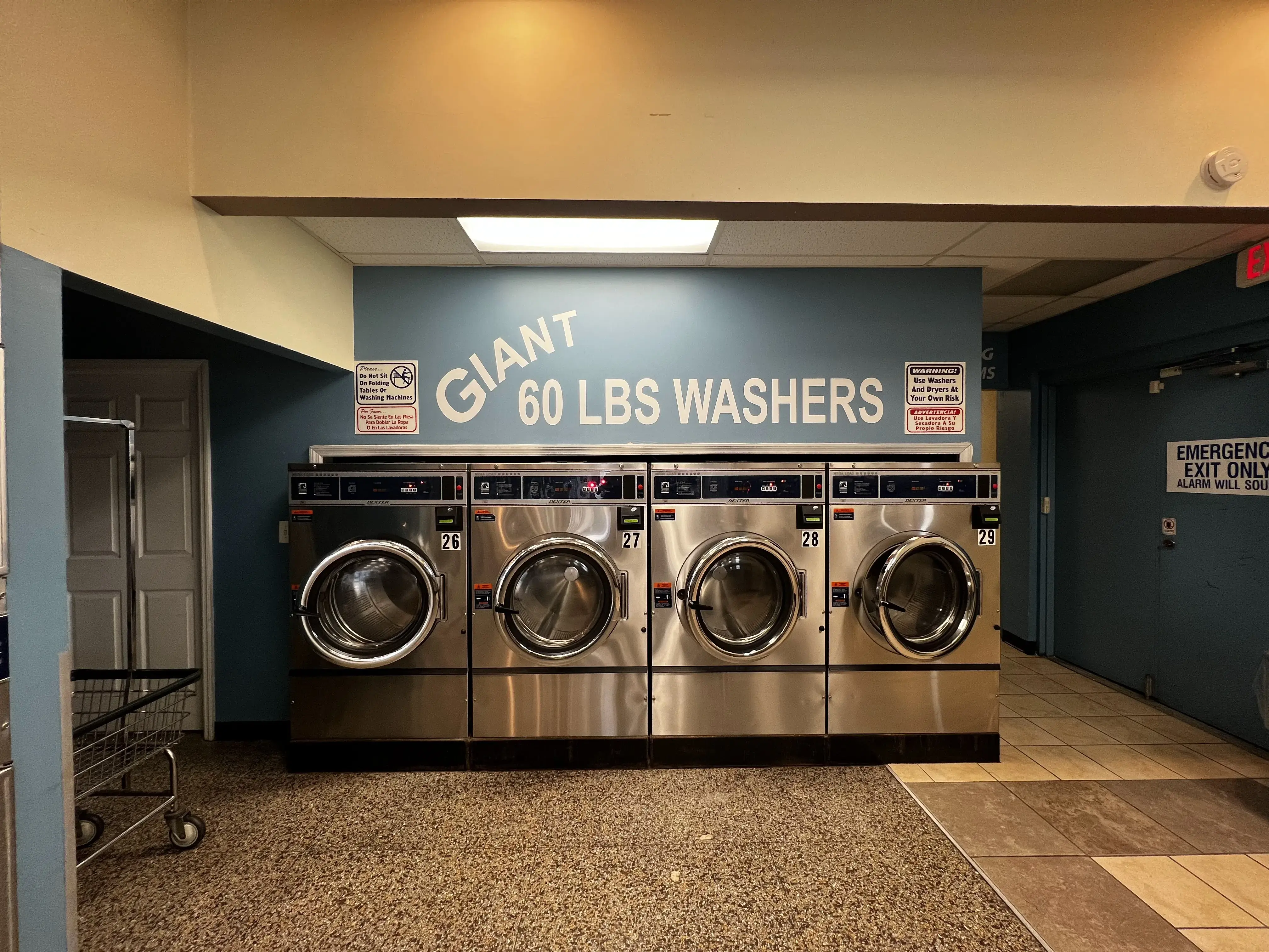 State Street Laundromat thumbnail 15