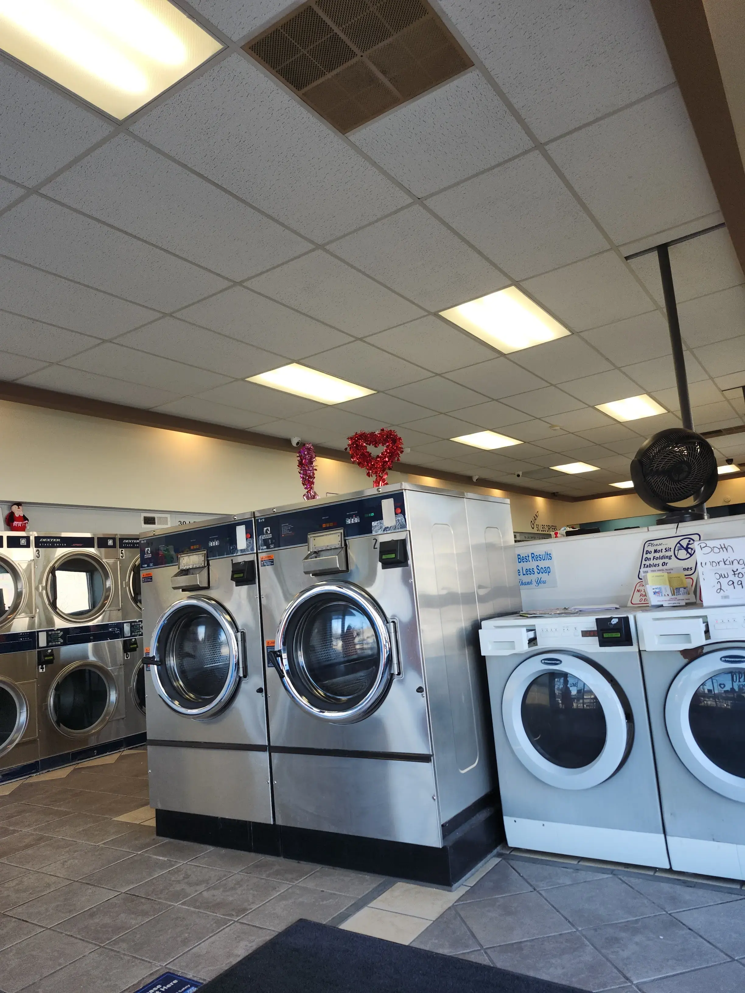 State Street Laundromat - Image 19