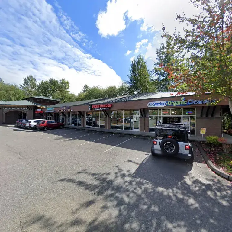 Station Organic Dry Cleaners - Image 11