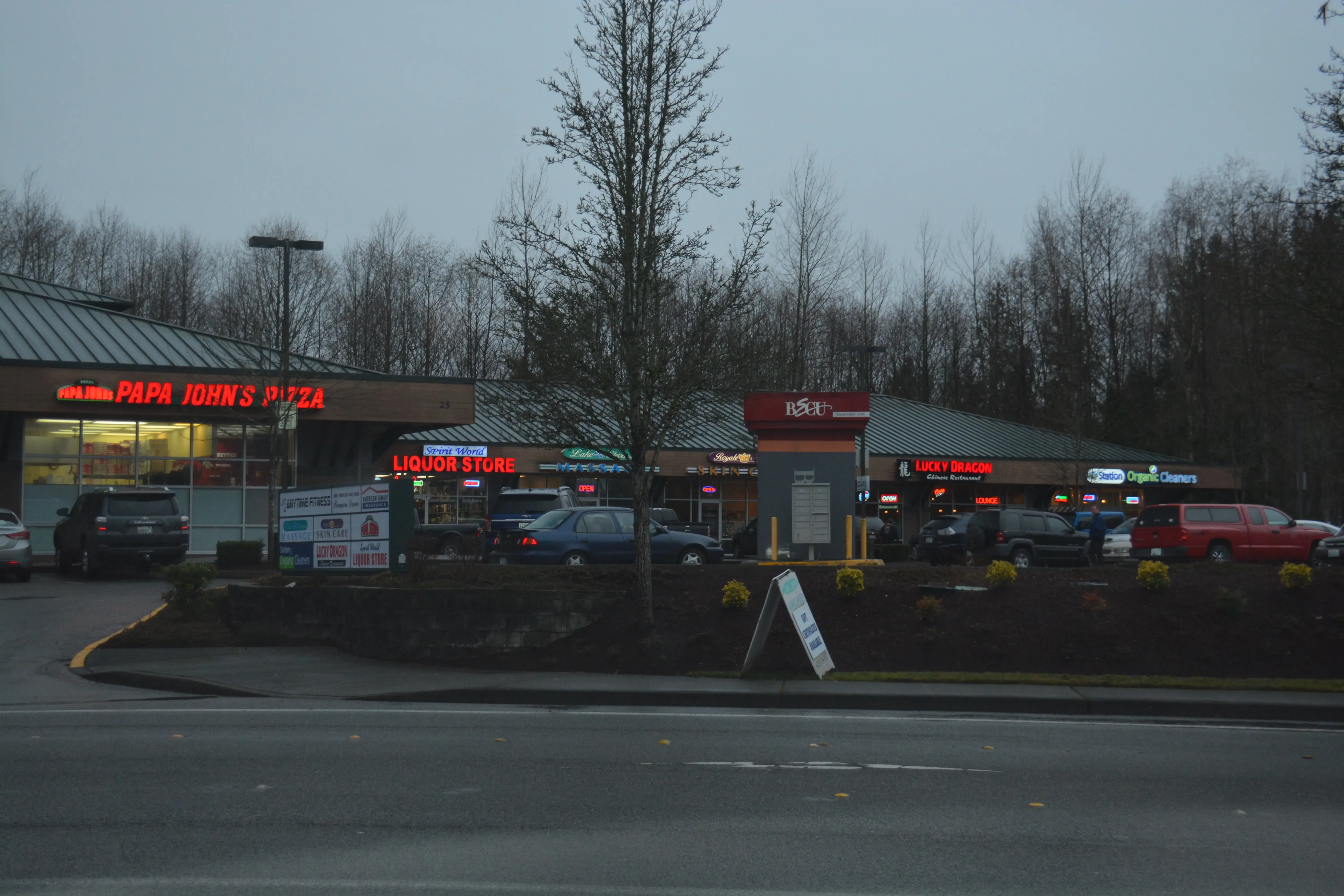 Station Organic Dry Cleaners - Image 7