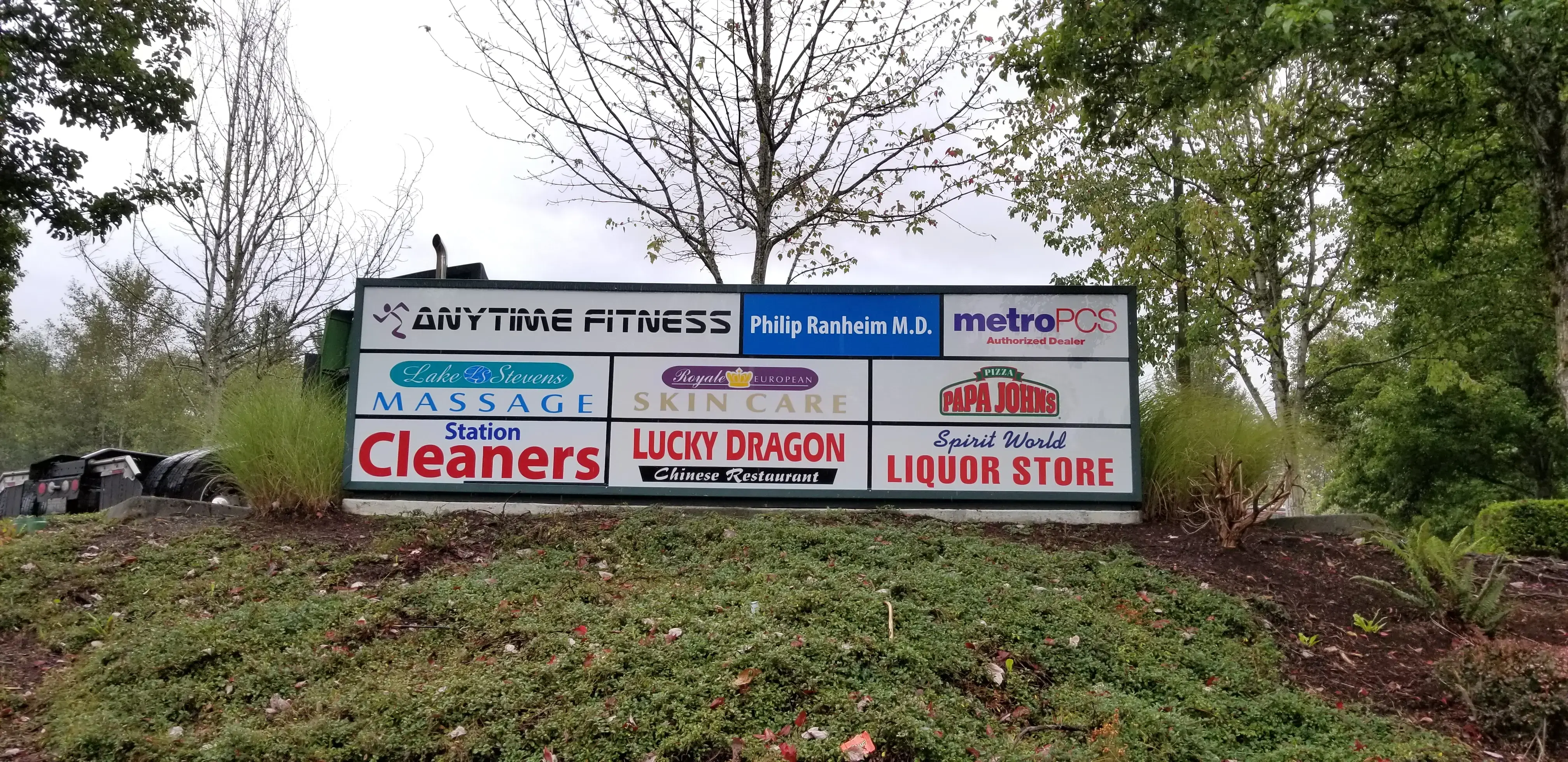 Station Organic Dry Cleaners - Image 3