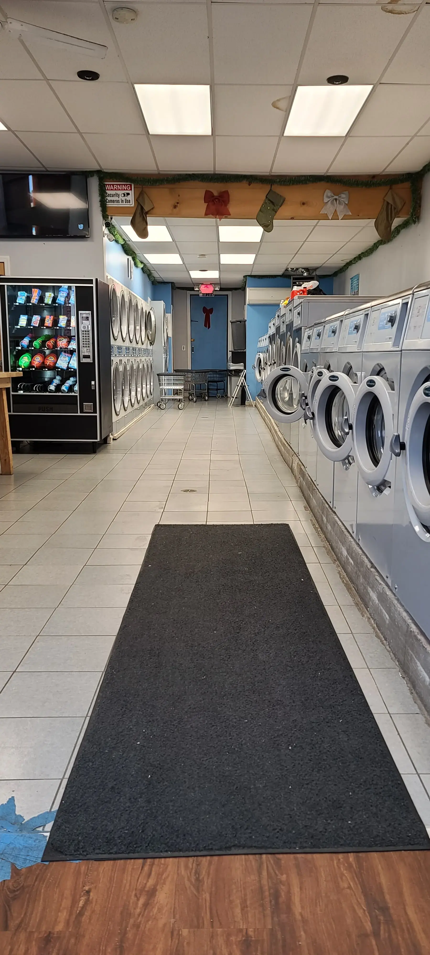 Stay Fresh Laundromat thumbnail 15