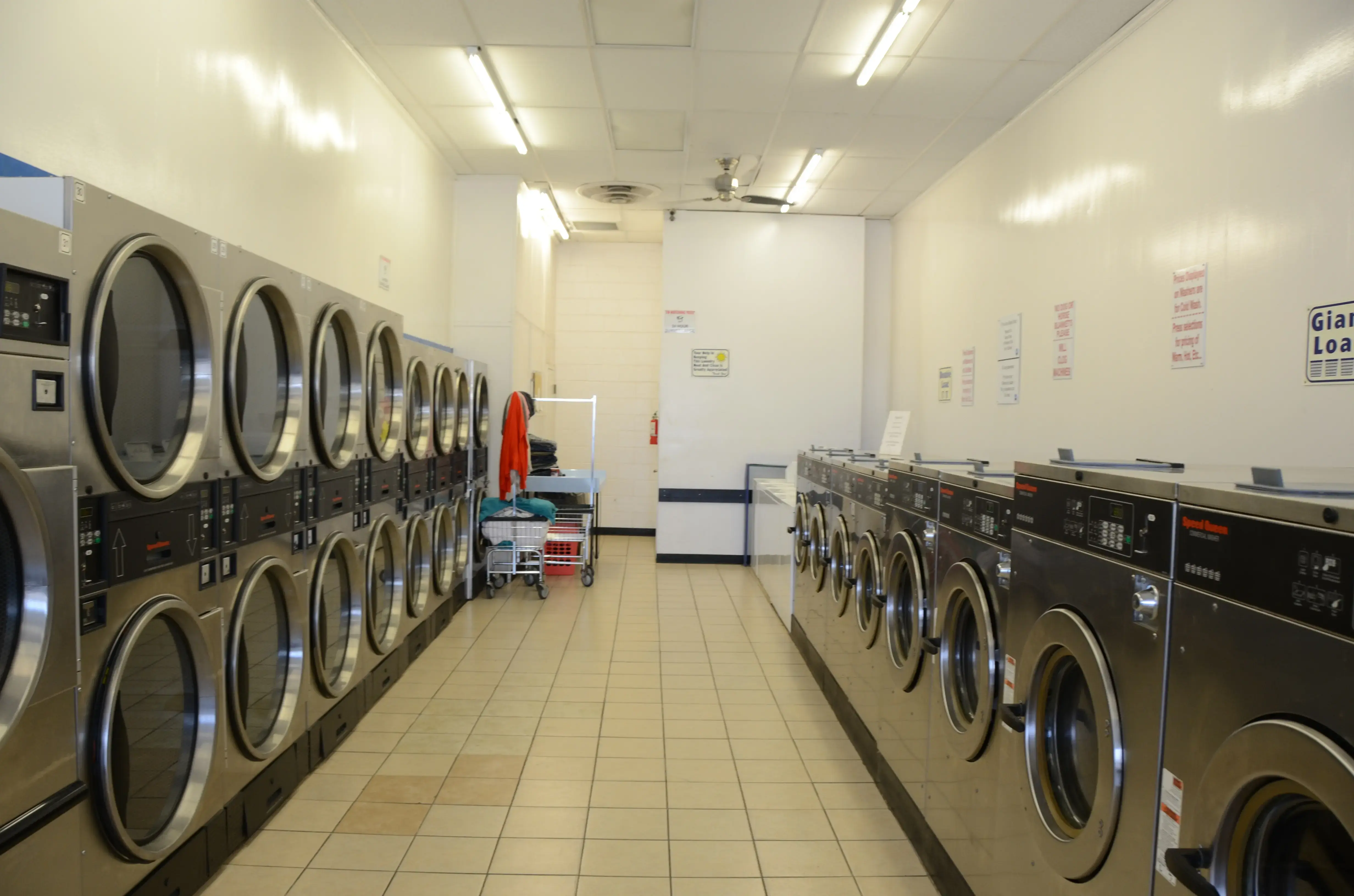 Stellar Coin Laundry - Goodlettsville - Image 4