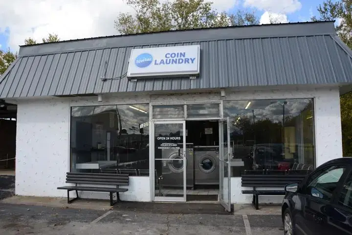 Stellar Coin Laundry - White House - Image 1