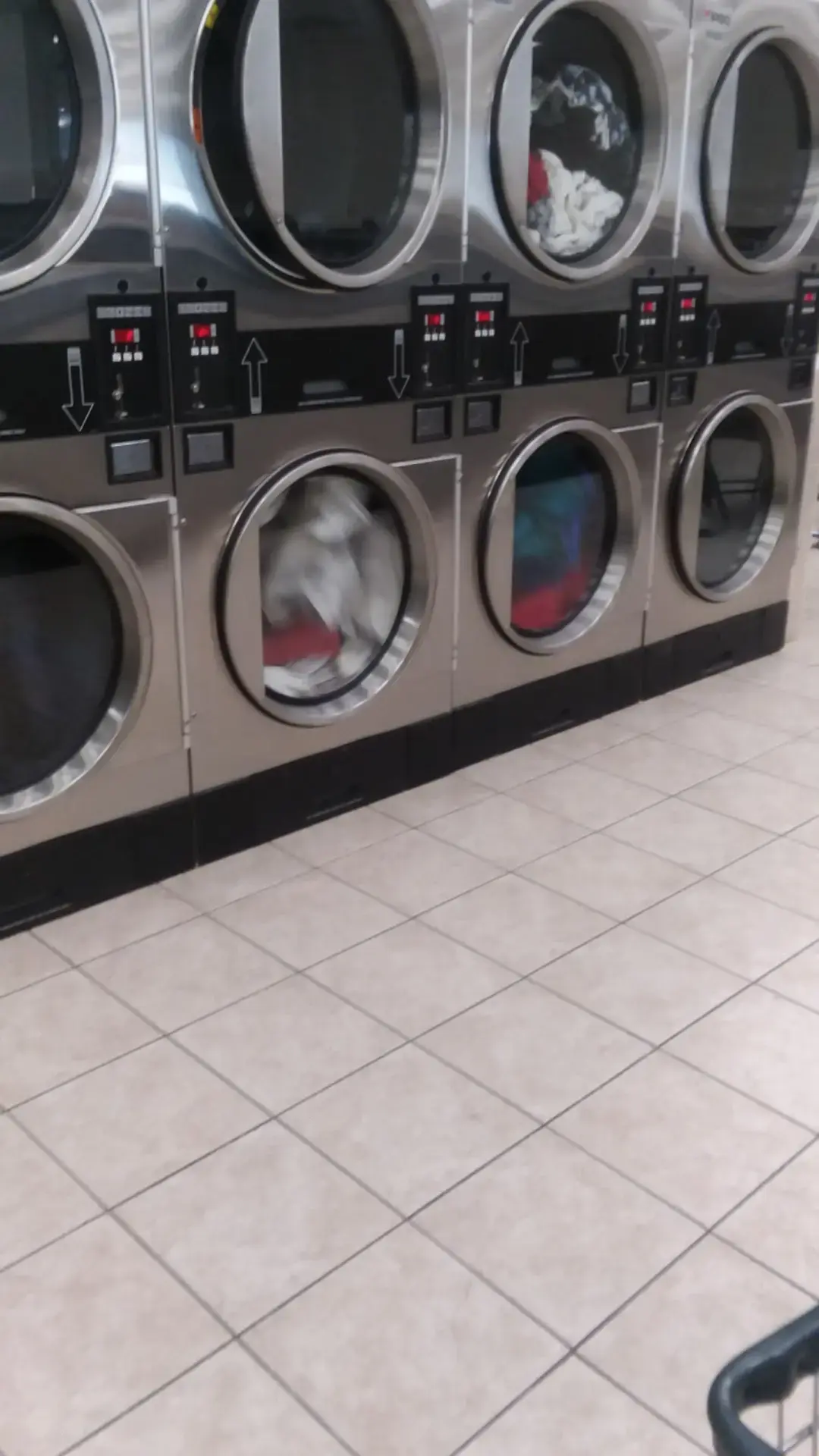 Sterling Herndon Laundromat - Image 17