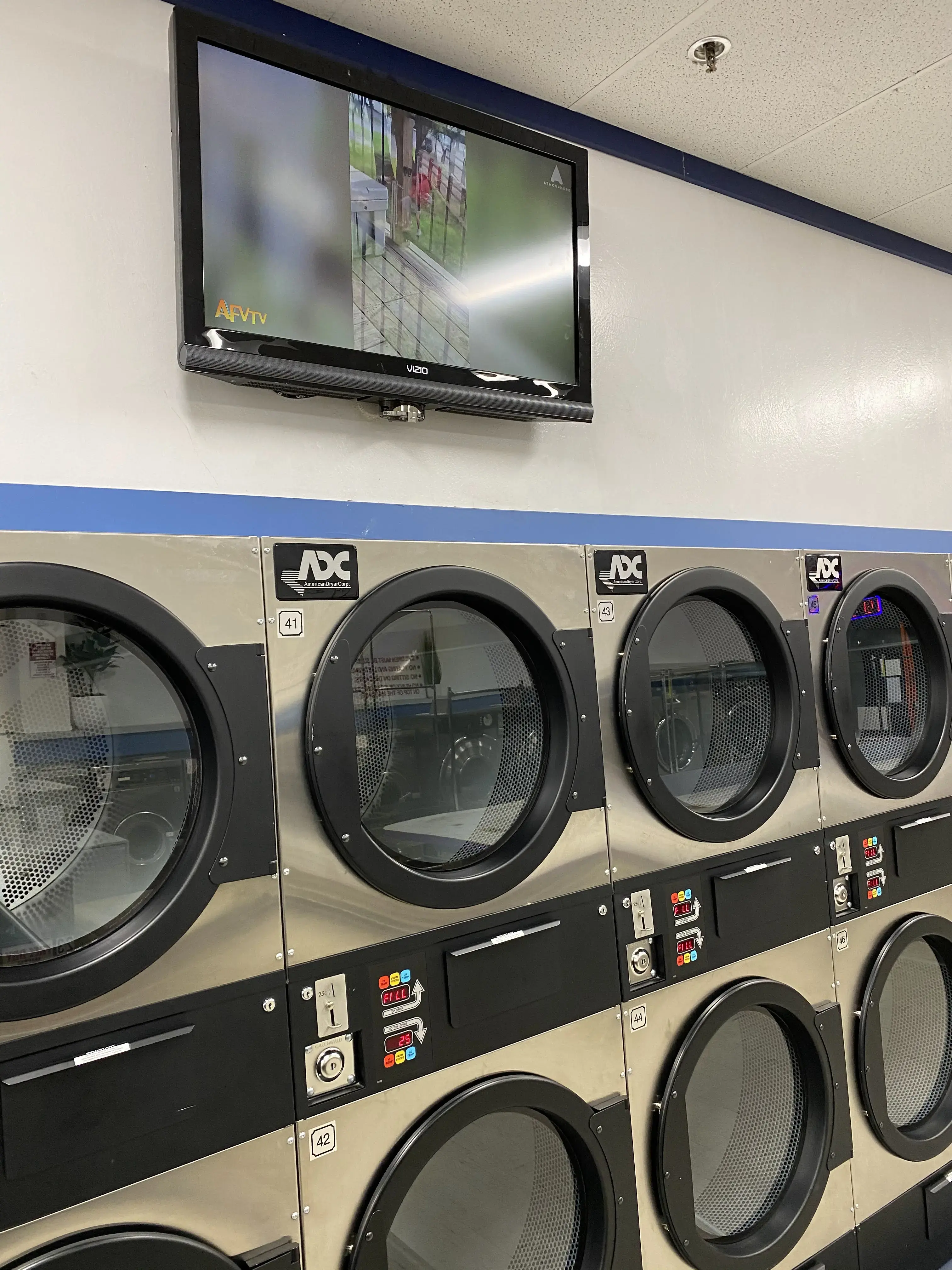 Stockridge Laundry thumbnail 15