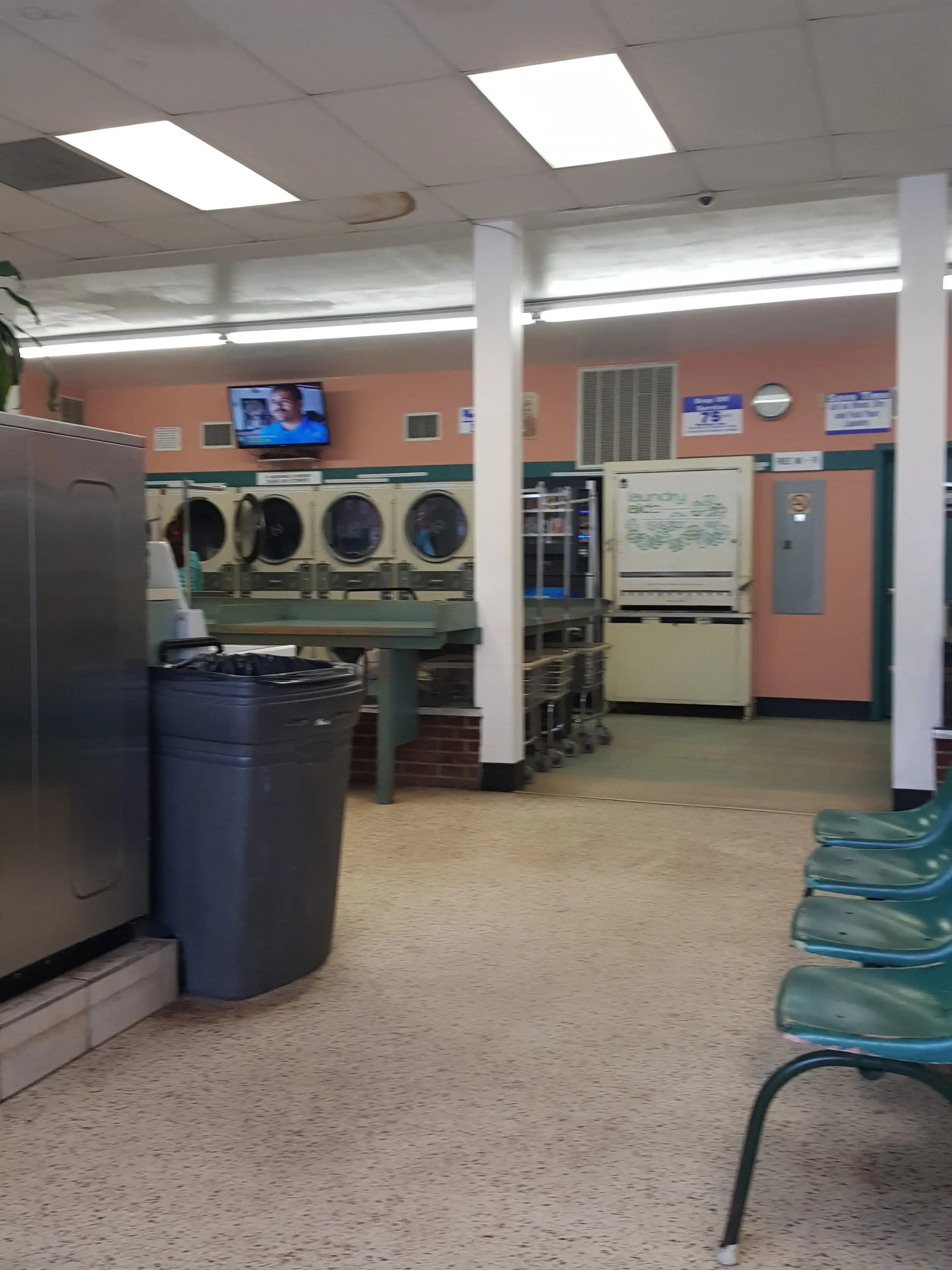 Stony Brook Laundry Inc - Image 3