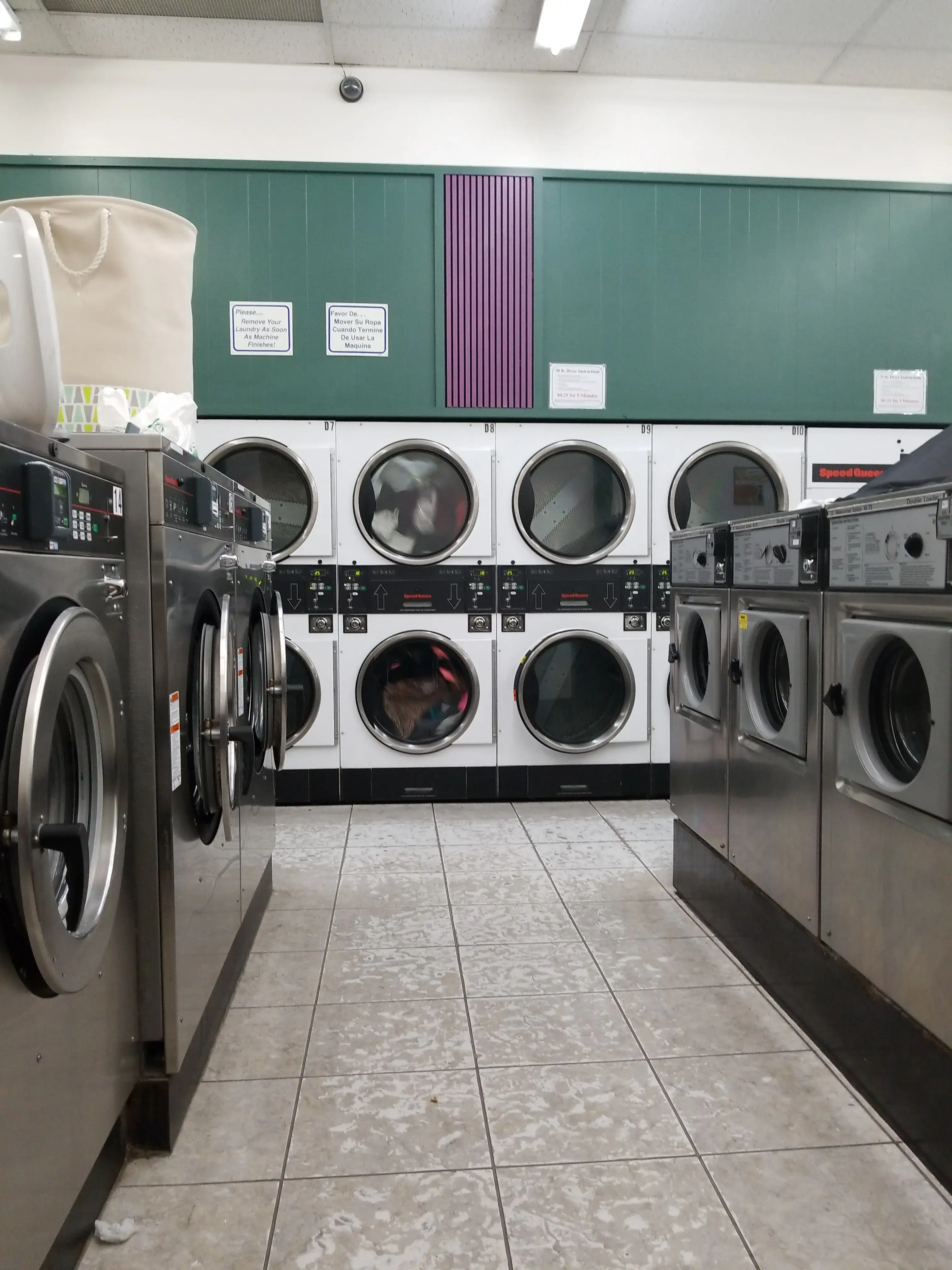 Stop-N-Wash Coin Laundry thumbnail 14