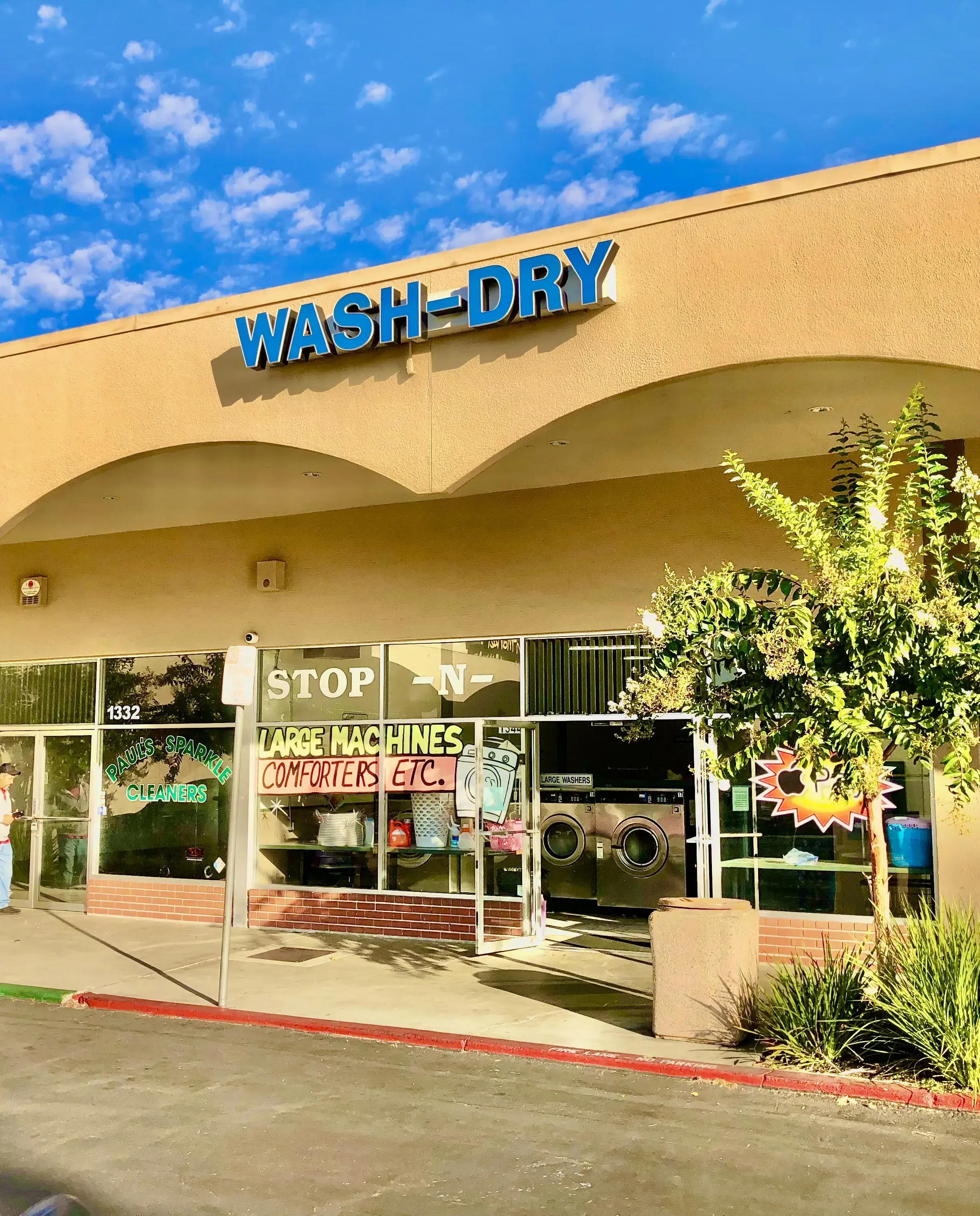 Stop-N-Wash Coin Laundry thumbnail 4