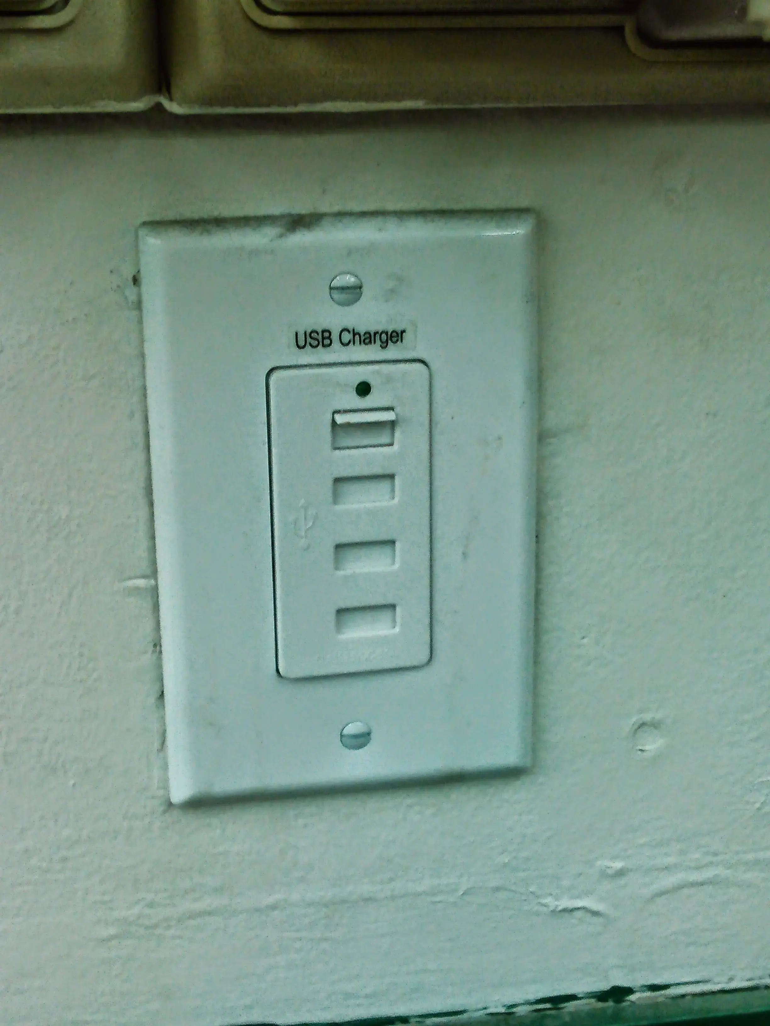 Stop-N-Wash Coin Laundry thumbnail 10