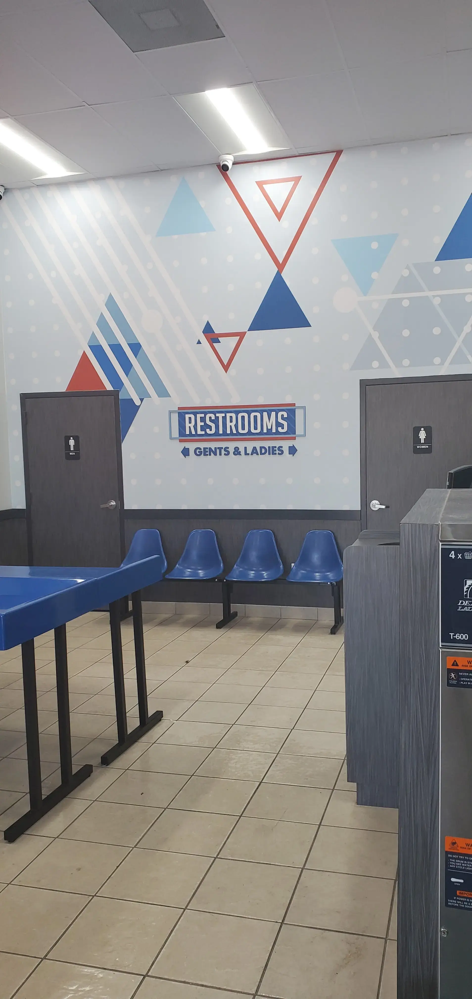 STOP N WASH WASHATERIA - Image 15