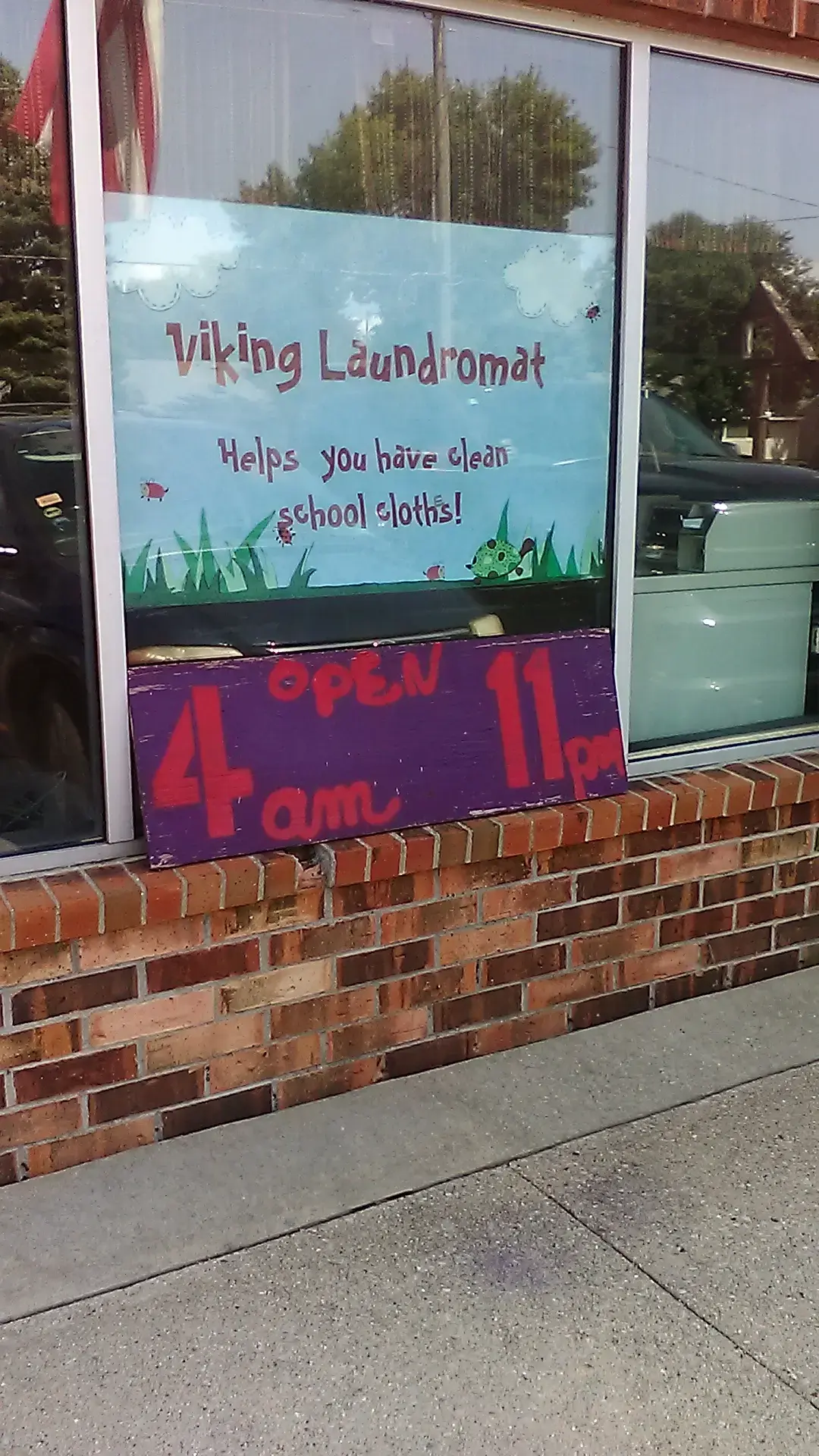 Stoughton Laundromat - Image 6