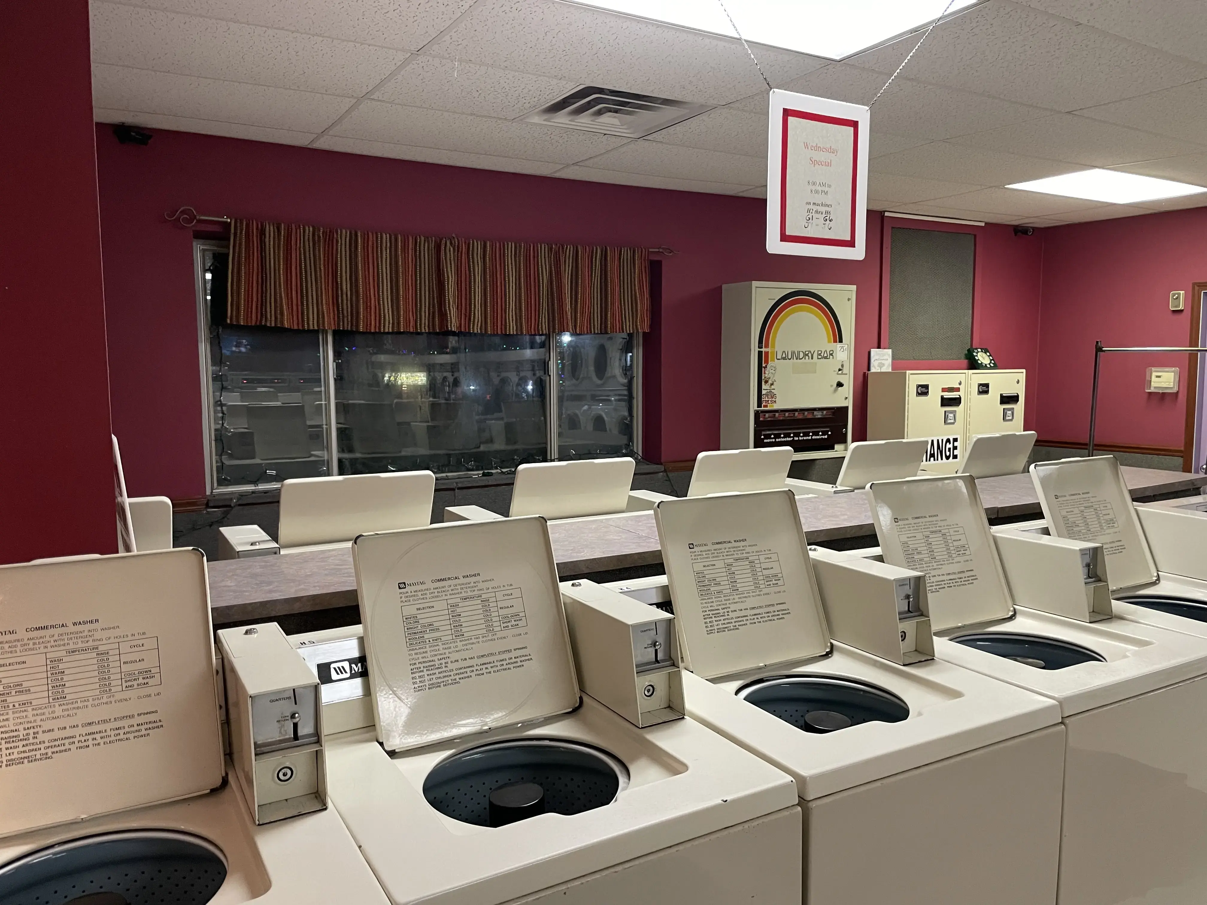 Stoughton Laundromat - Image 14
