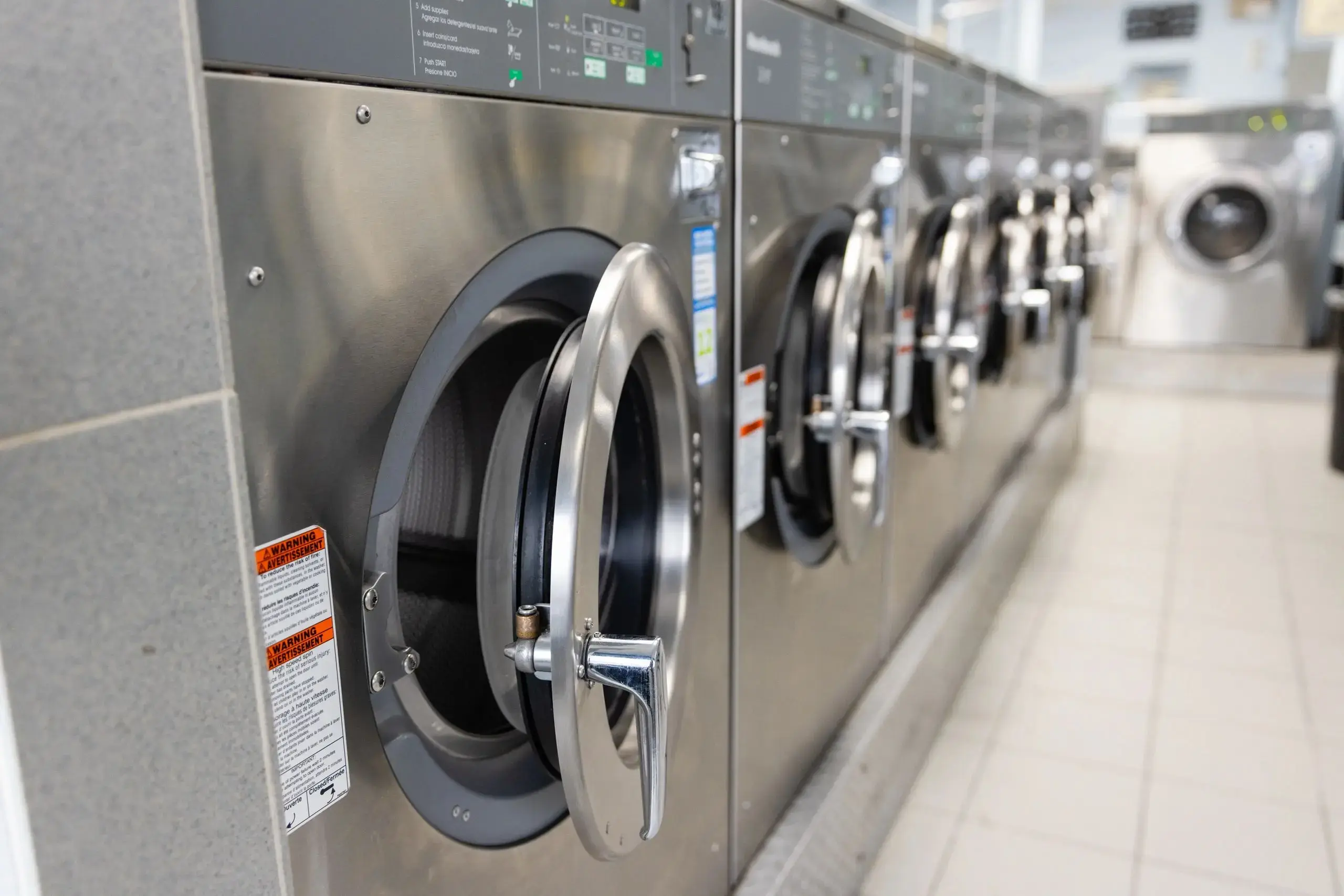 Straight Path Laundromat - Image 14