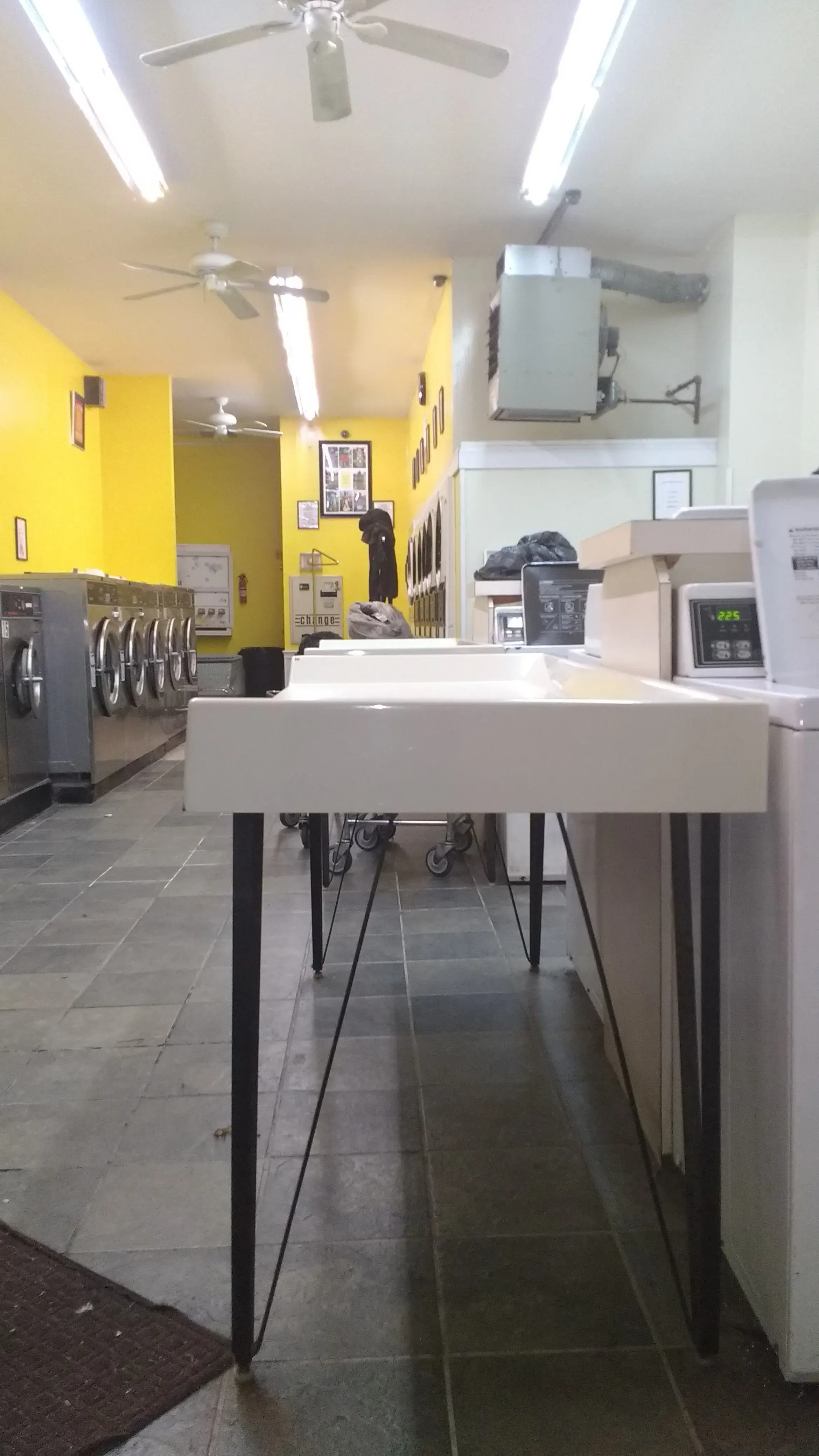 Stratford Laundry location