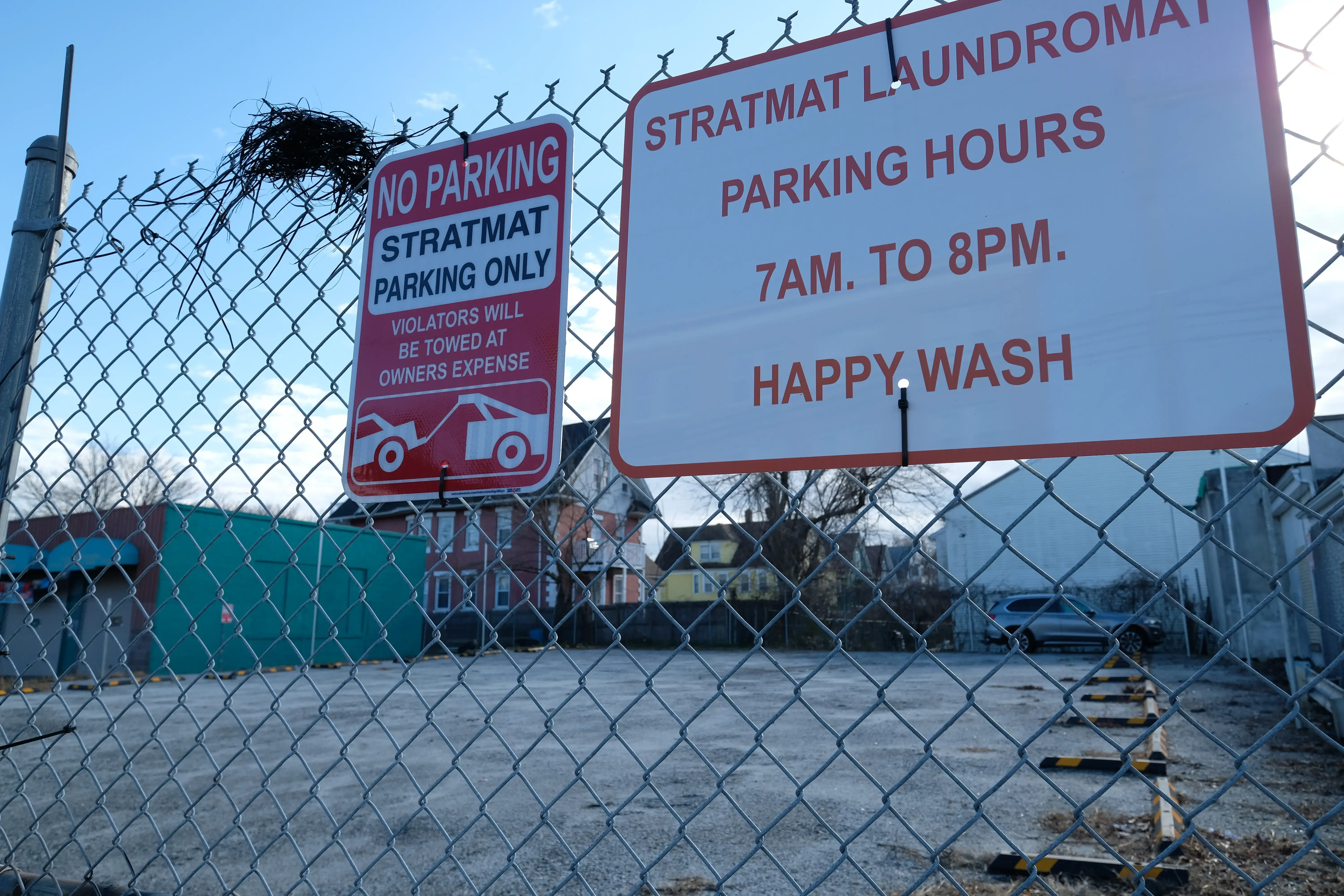 Stratmat Laundromat - Image 11