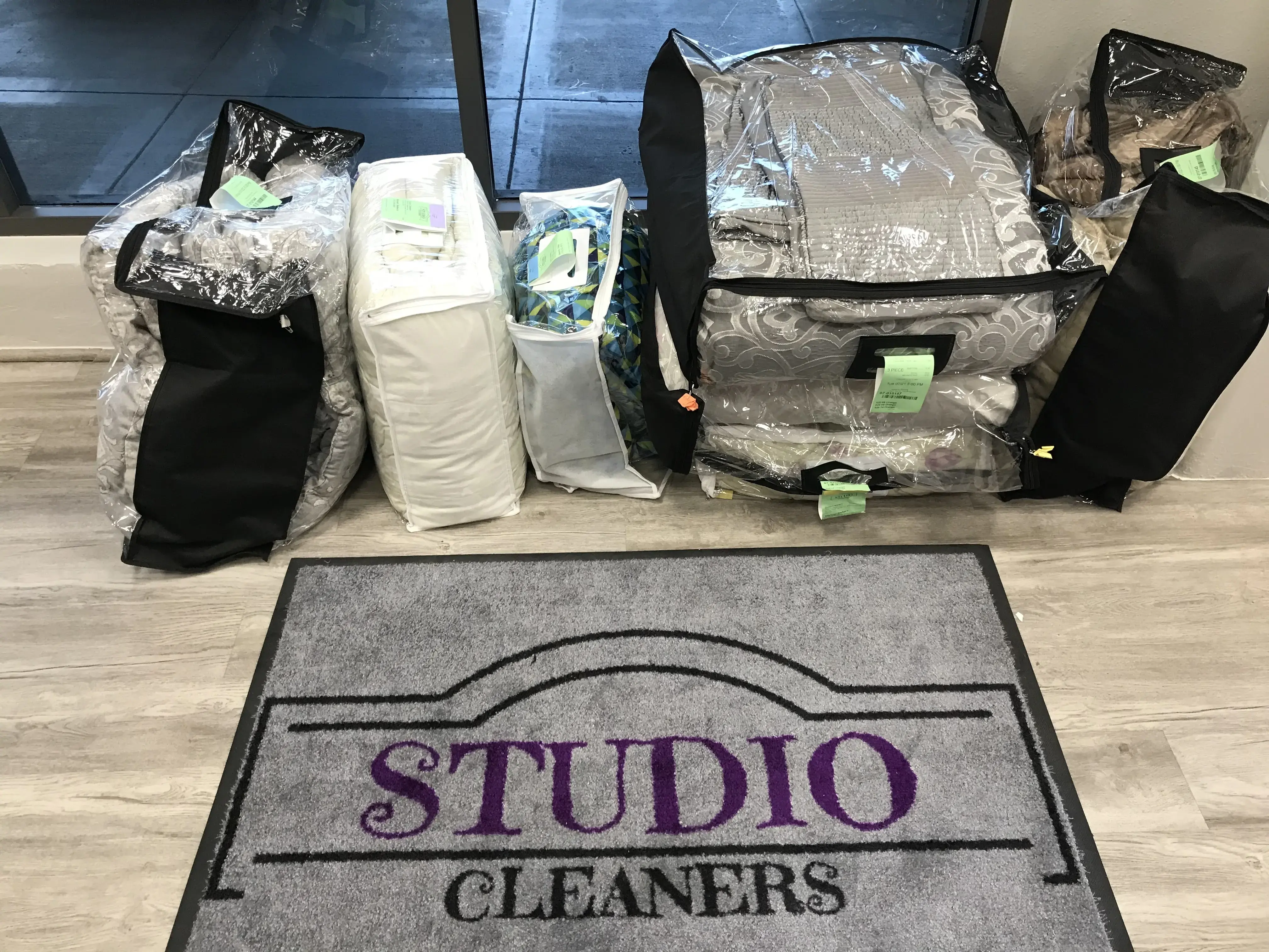 Studio Cleaners - Image 12